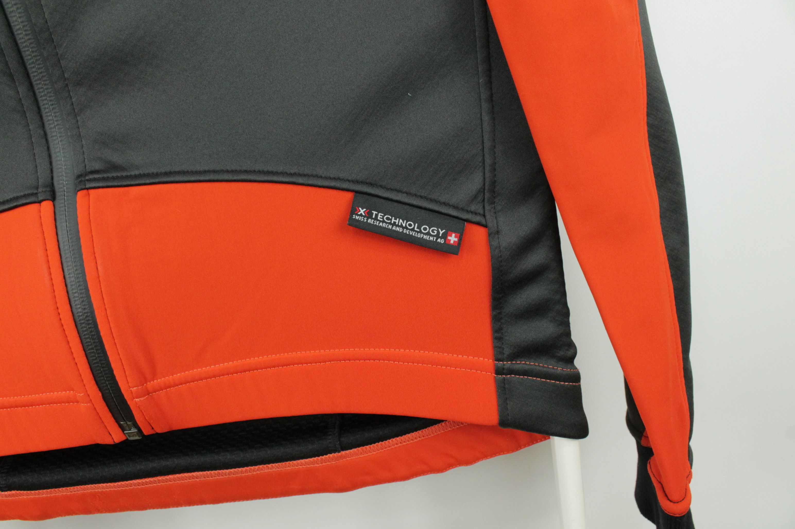 Other X-Bionic Winter Spherewind Cycling Aerodynamic Jacket Size US S / EU 44-46 / 1 - 6 Thumbnail