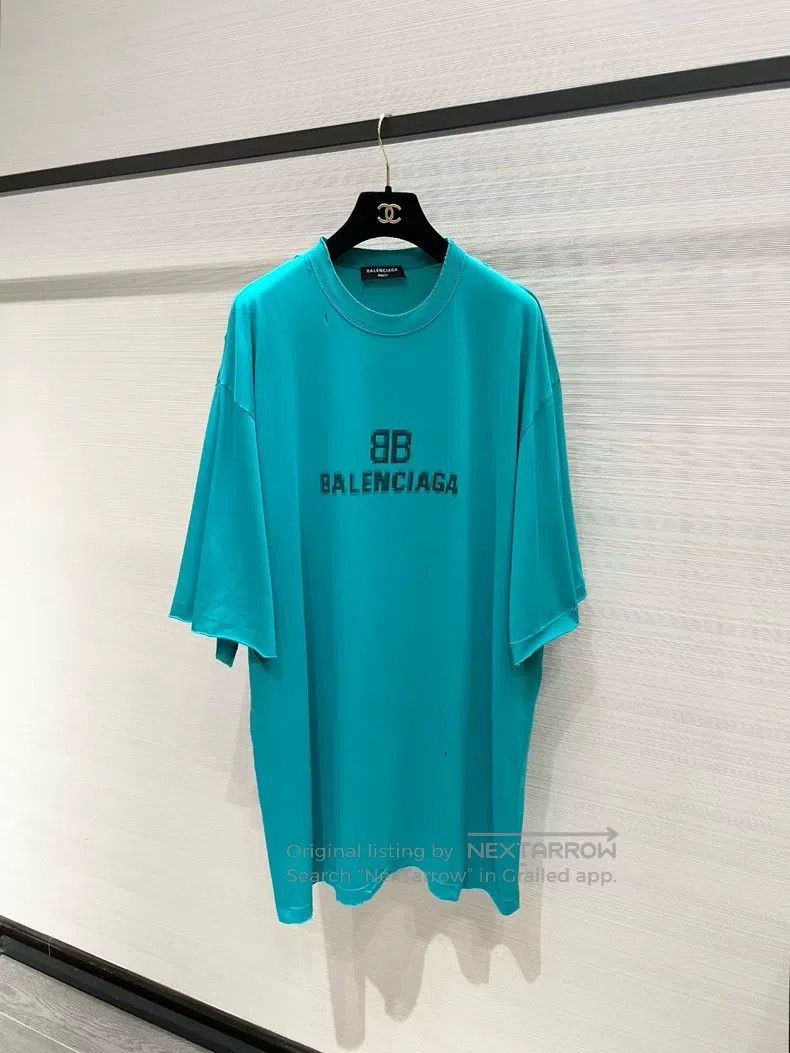 Balenciaga Balenciaga Mosaic Blurred Logo BB Letter Short Sleeve Size US S / EU 44-46 / 1 - 1 Thumbnail