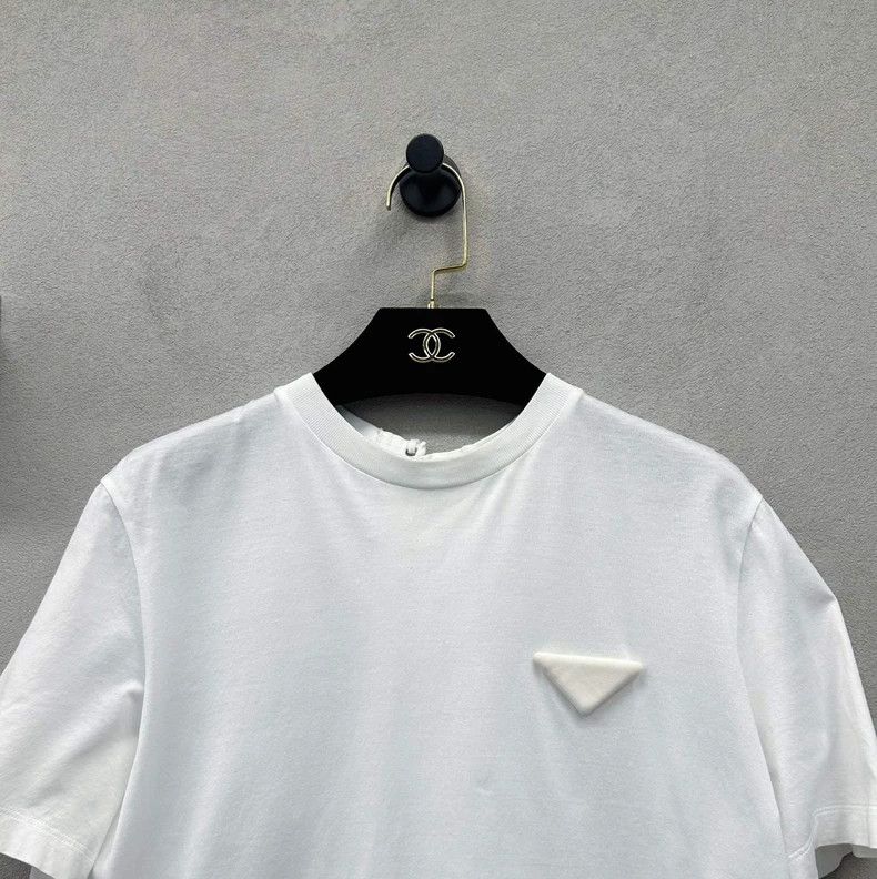 Prada Prada Solid color tie plain knit T-shirt 2502-Nextarrow Size US S / EU 44-46 / 1 - 4 Thumbnail