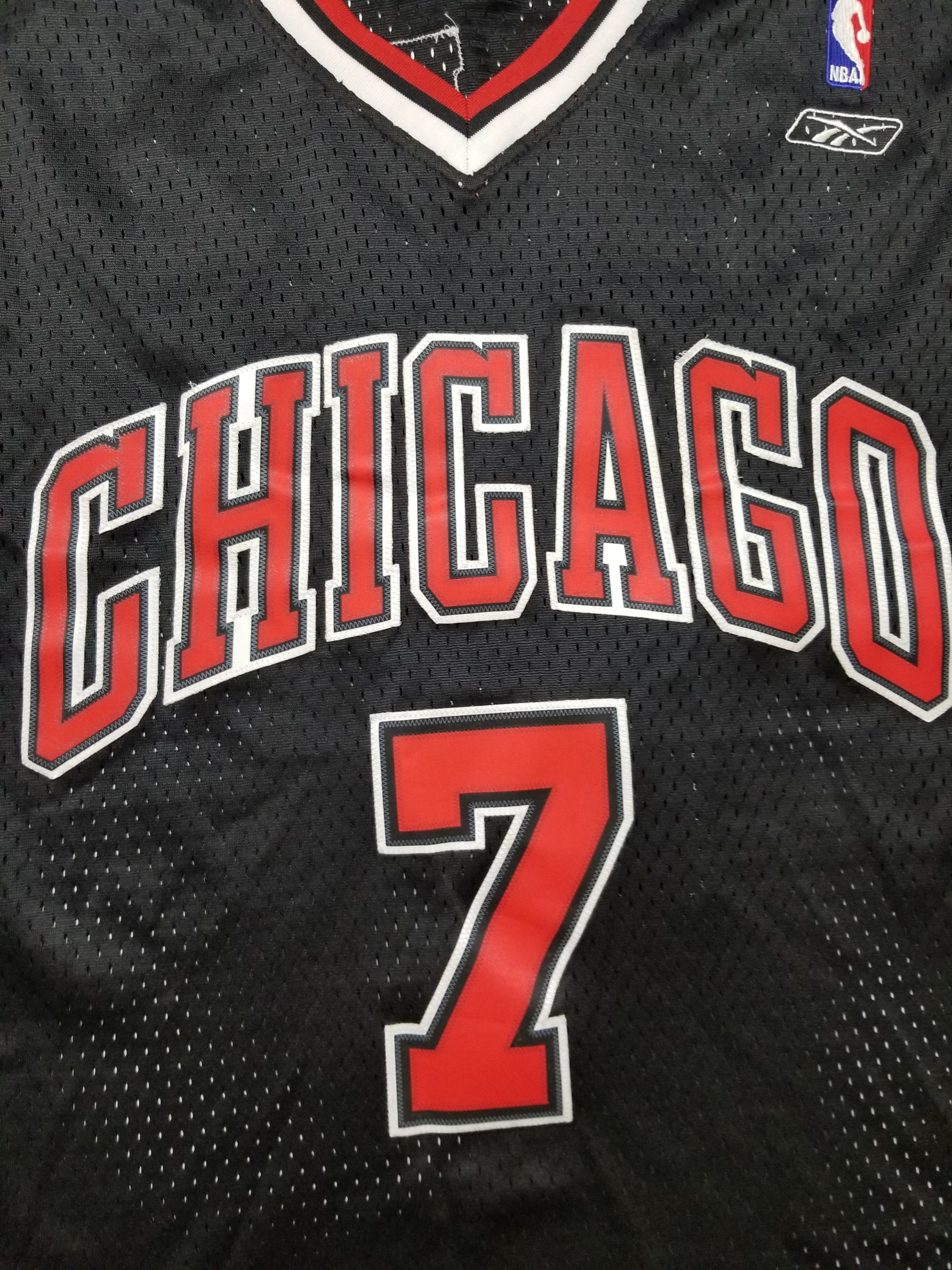 Reebok Reebok Chicago Bulls Ben Gordon #7 NBA Jersey Size US L / EU 52-54 / 3 - 18 Thumbnail