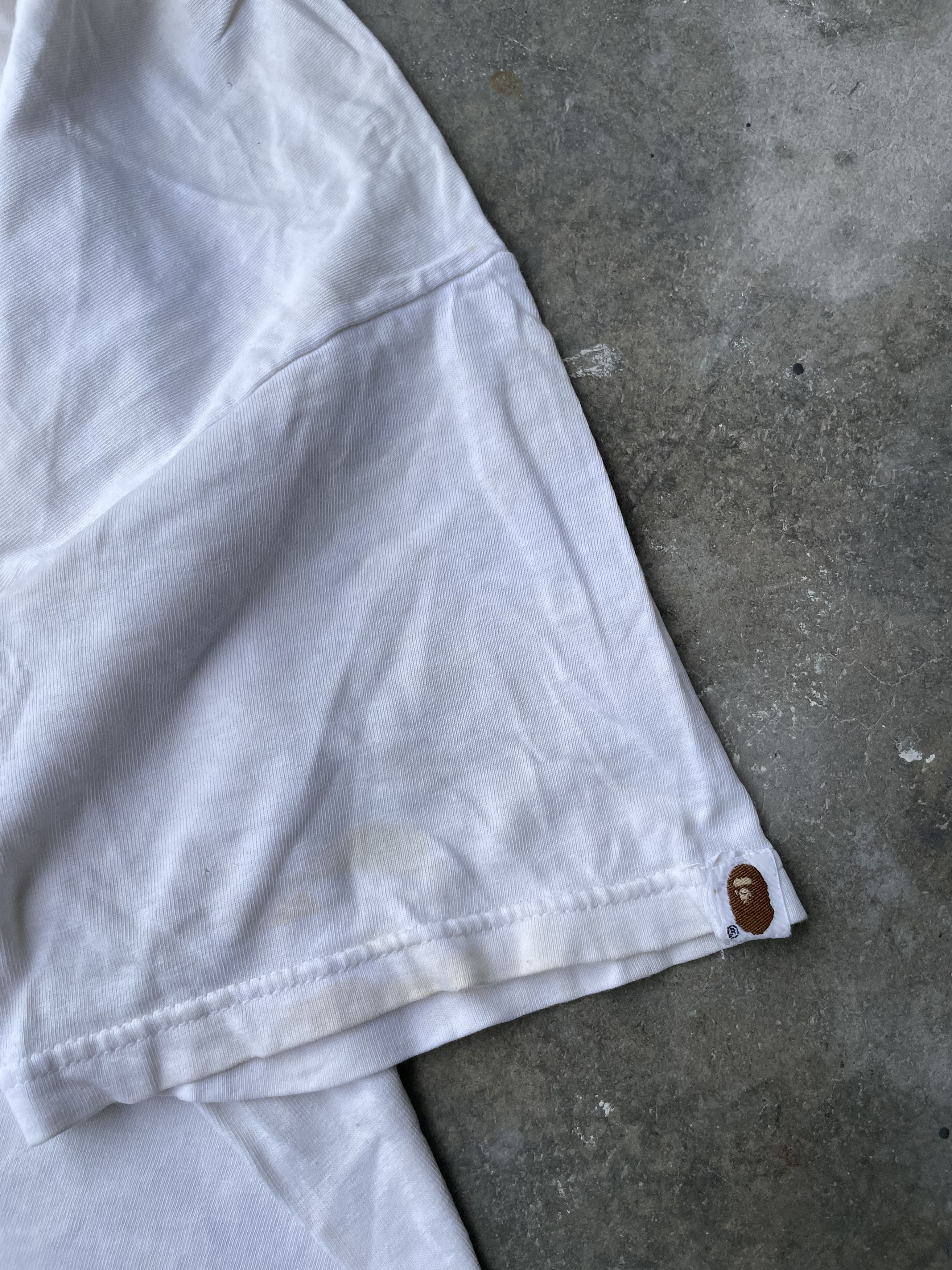 Bape Vintage Bape Tshirt Thrashed Size US L / EU 52-54 / 3 - 7 Thumbnail
