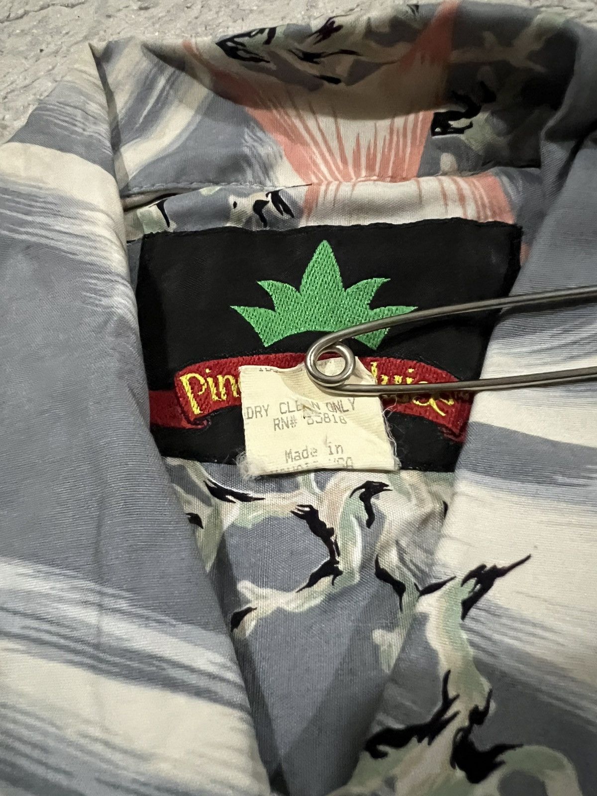 Vintage Vintage 70s "Flying Fish" Pineapple Juice Rayon Hawaii Shirt Size US L / EU 52-54 / 3 - 6 Thumbnail