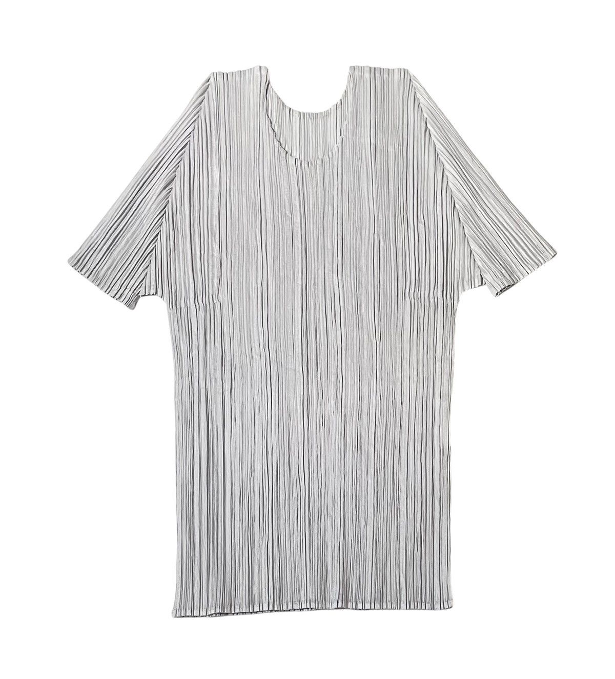 Pleats Please Issey Miyake Vintage Issey miyake pleats please silver tee Size S / US 4 / IT 40 - 1 Thumbnail