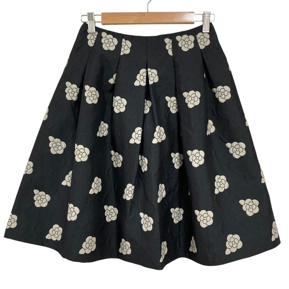 Other Other M'S GRACY Camellia Knee-Length Flare Skirt Others Skirts DUTY FREE for USA Size ONE SIZE - 1 Thumbnail