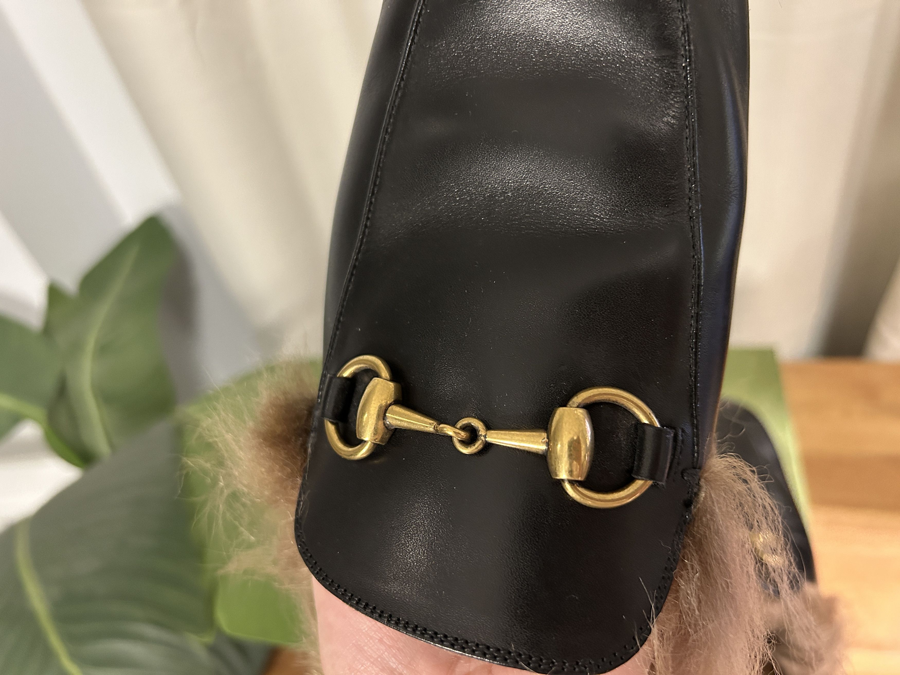 Gucci Gucci Horsebit Princetown Fur Loafers Size US 7 / EU 40 - 11 Thumbnail