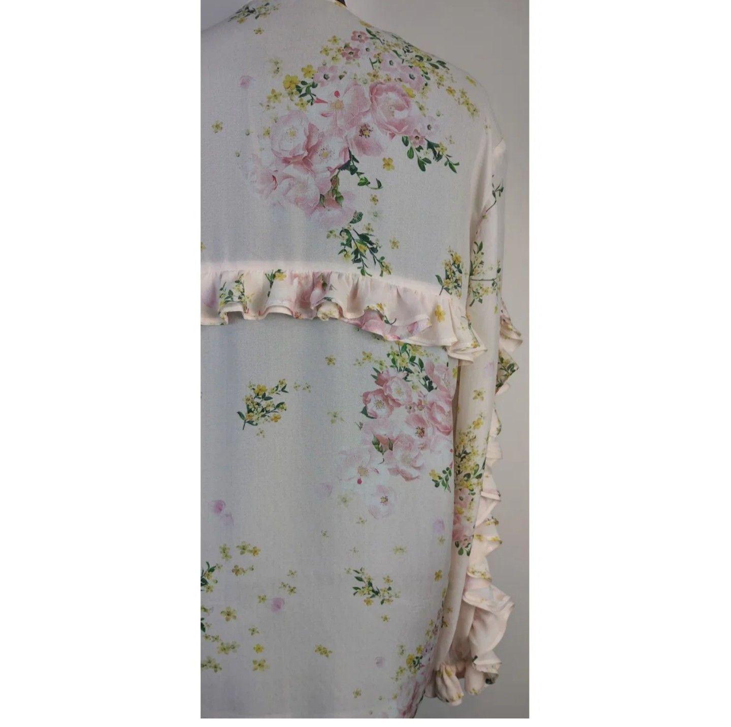Miss Sixty Romantic, poudre blouse, flowers, frills Size M / US 6-8 / IT 42-44 - 4 Thumbnail