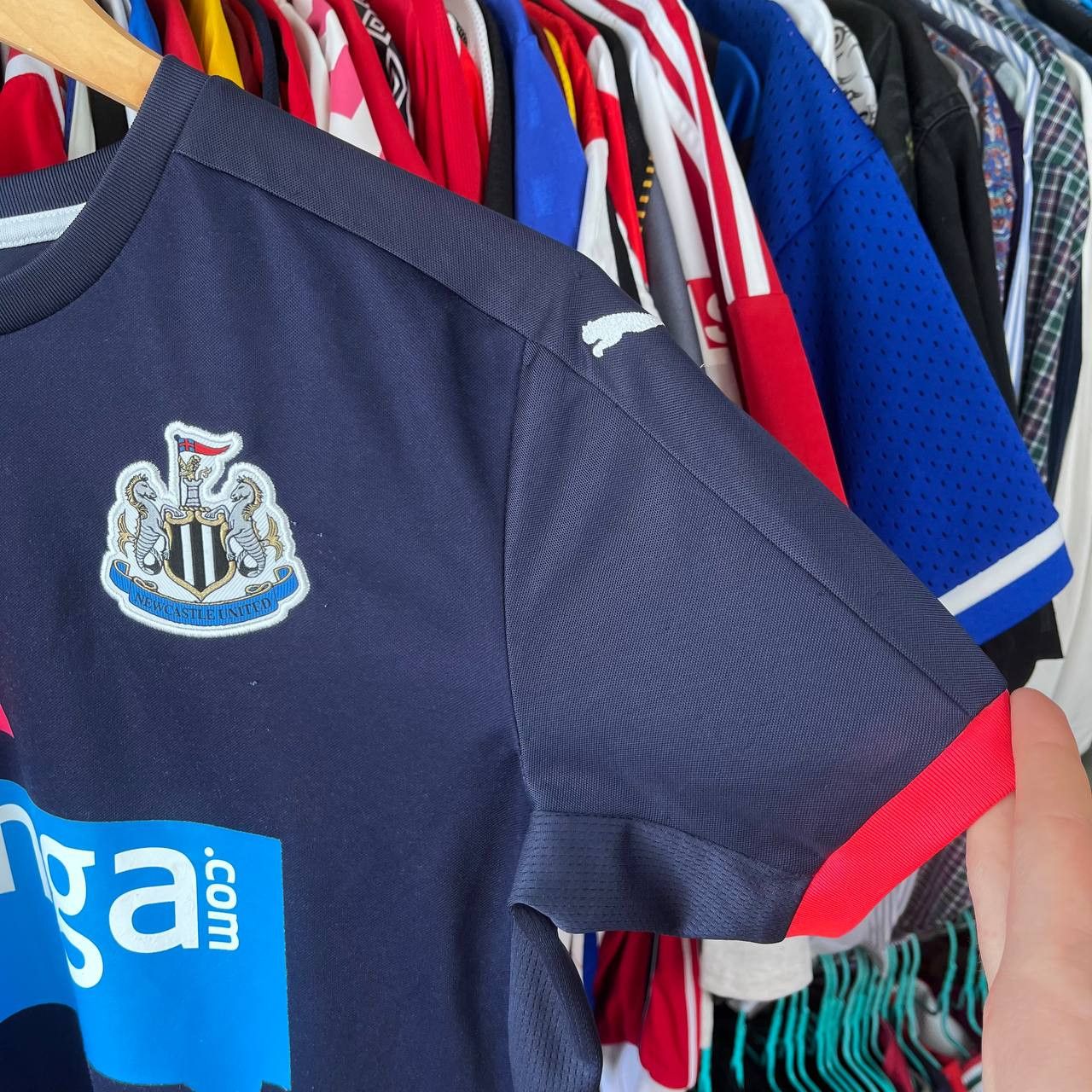 Puma Puma NewCastle United 2015/2016 Football Soccer Jersey Size US S / EU 44-46 / 1 - 8 Thumbnail