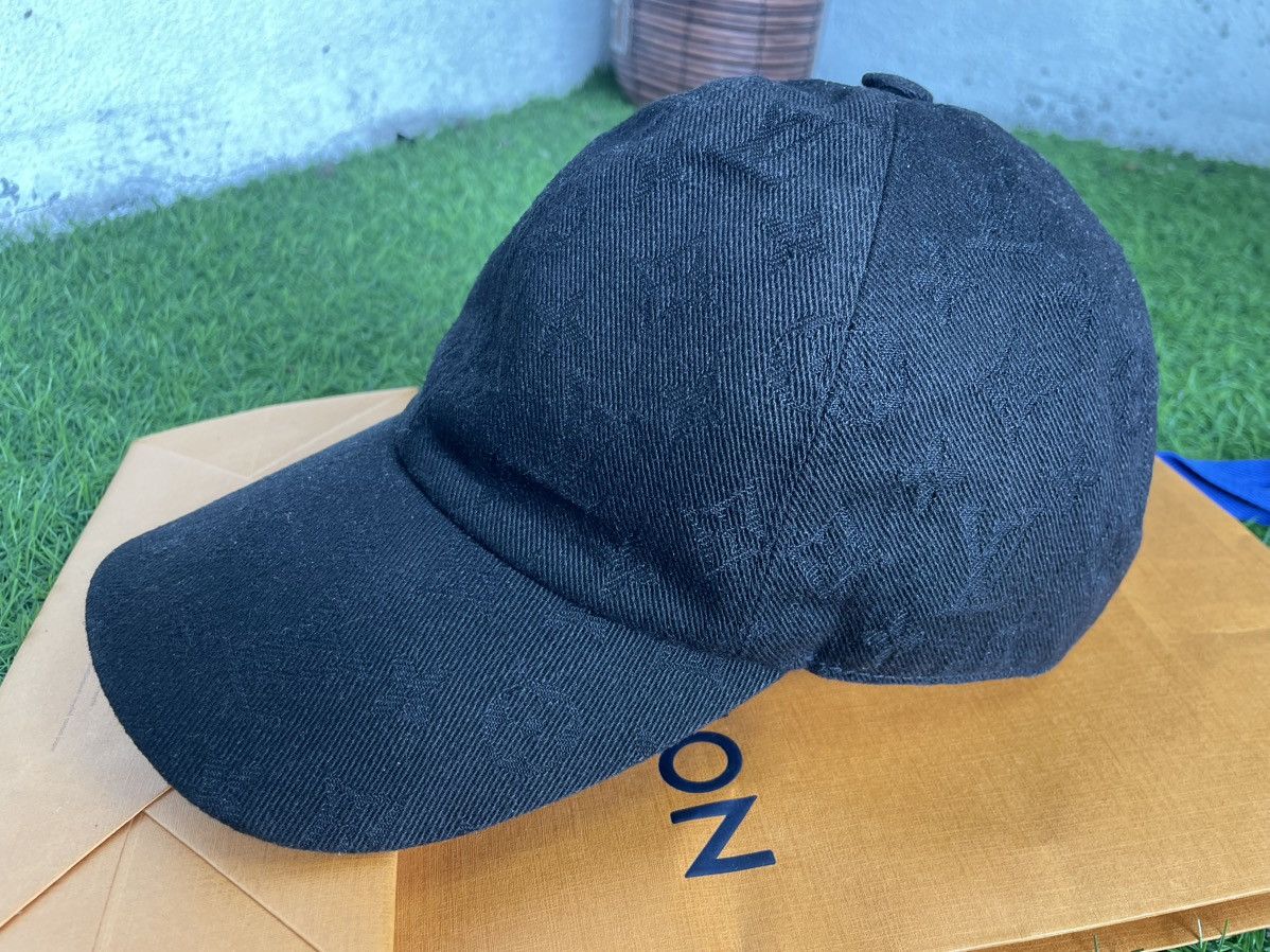 Louis Vuitton Authentic LOUIS VUITTON monogram Hat Size ONE SIZE - 9 Thumbnail