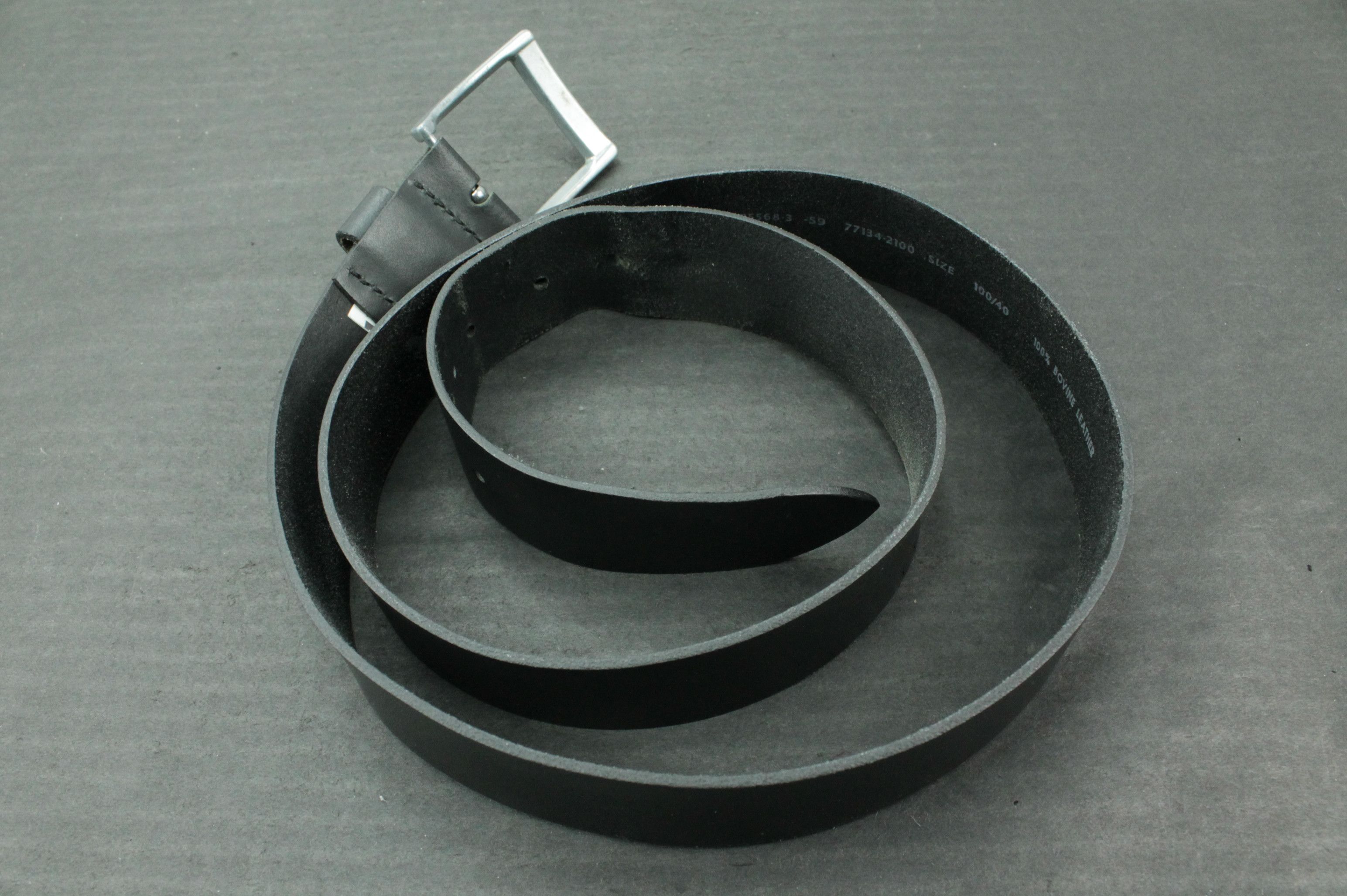 Levi's × Vintage Vintage Levi's Black Leather Belt Size 40 - 2 Thumbnail