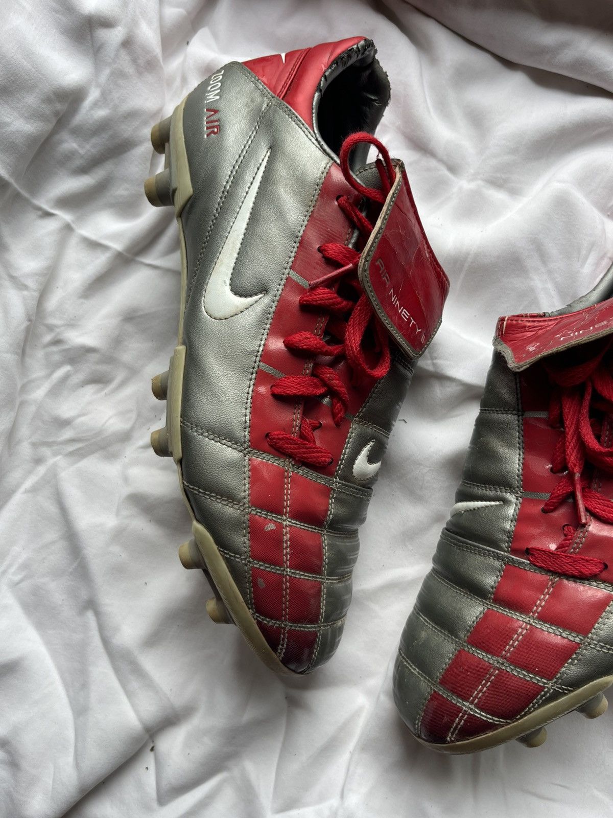 Nike 2004 Nike Total 90 Silver / Red Soccer cleats boots Size US 12 / EU 45 - 2 Thumbnail