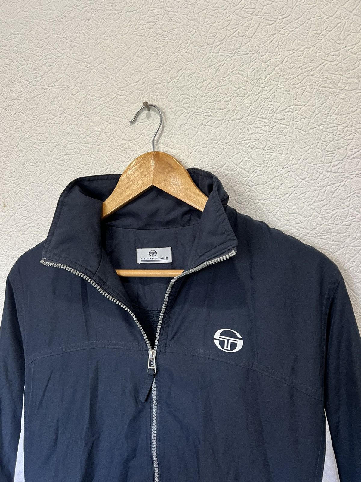 Sergio Tacchini Sergio Tacchini Vintage Blue Track Zip 90s Nylon Top Size US S / EU 44-46 / 1 - 2 Thumbnail