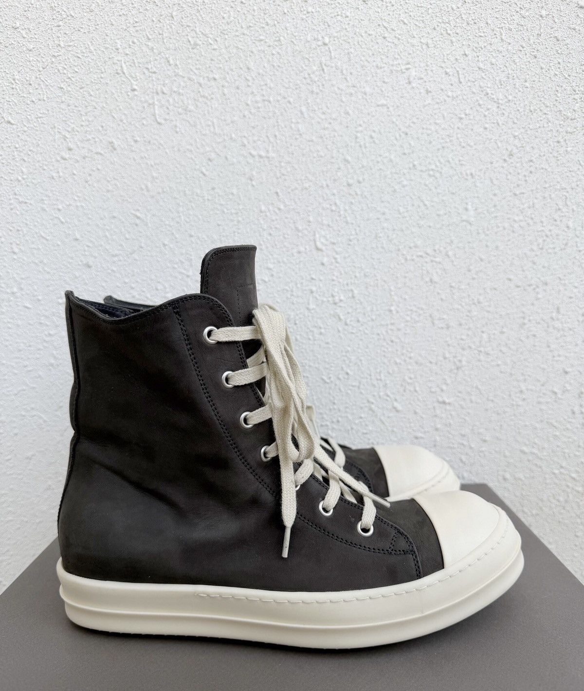 Rick Owens Rick Owens new high-top gray suede sneakers Size US 8 / EU 41 - 3 Thumbnail