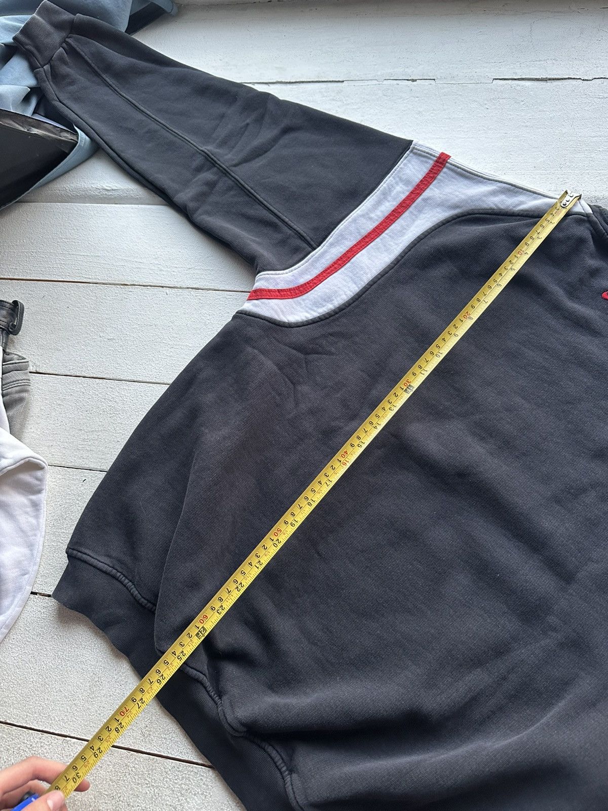 Vintage 🚨90s Nike Big Logo Swoosh FADE Oversized Sweatshirt y2k rare Size US XL / EU 56 / 4 - 19 Thumbnail
