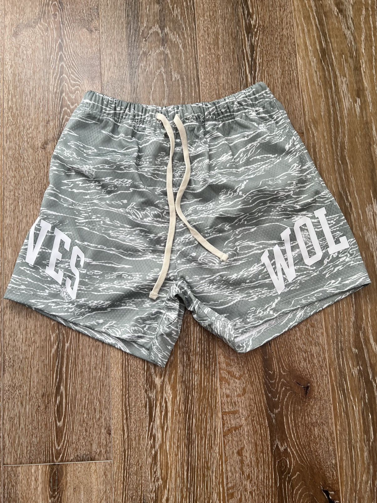 Darc Sport Darc sport wolves mesh shorts Size US 30 / EU 46 - 1 Thumbnail