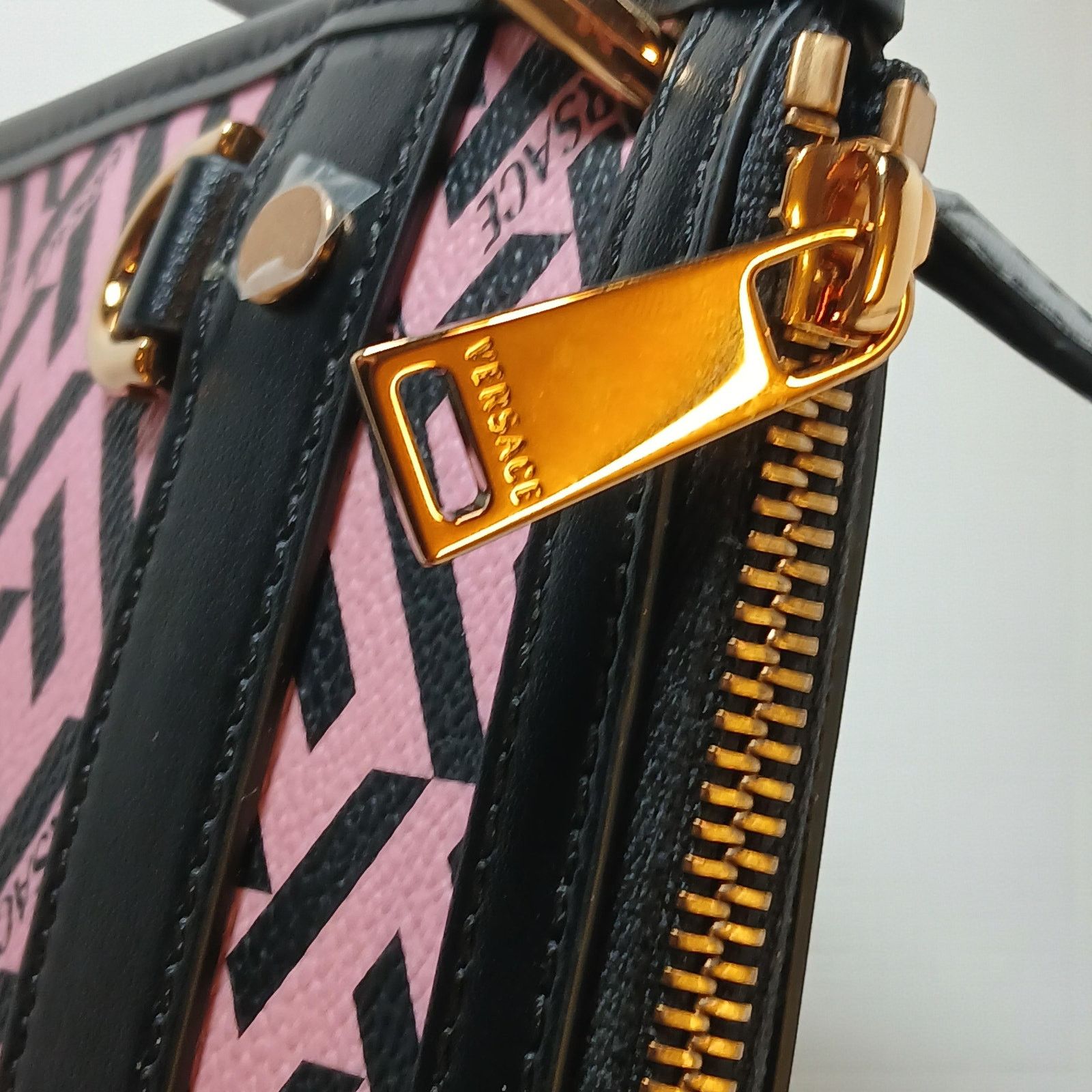 Versace Versace La Greca Signature Coated Canvas Leather Crossbody Size ONE SIZE - 13 Thumbnail