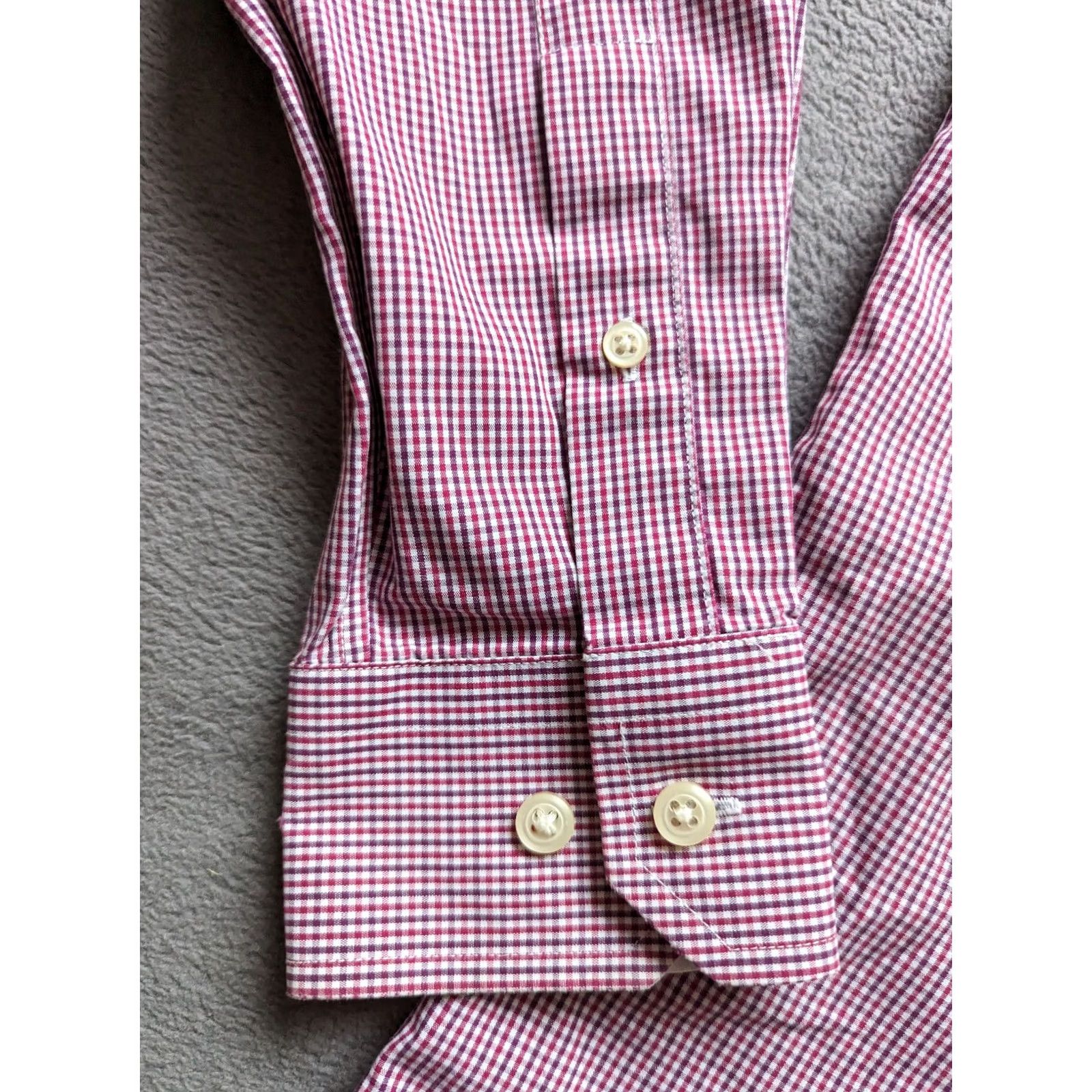 Banana Republic Banana Republic Button-Up Shirt Long Sleeve Mens Size S Red Pink Cotton Button-Up Shirt Mens Small Red Pink Size US S / EU 44-46 / 1 - 4 Thumbnail
