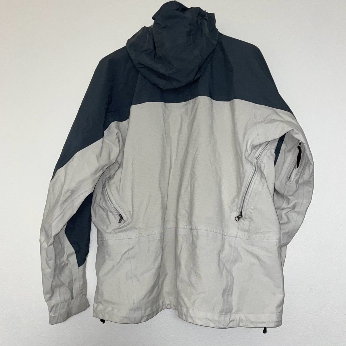 Burton Burton AK Snowboards Jacket Size US M / EU 48-50 / 2 - 9 Thumbnail
