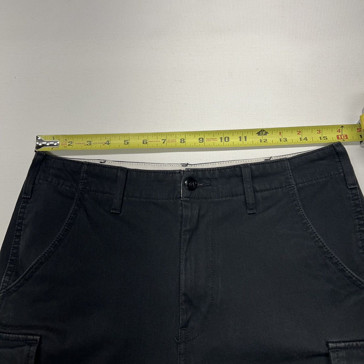 Levi's Levis Premium Cargo Pants Black Pocket Tactical Utility Y2K Size US 30 / EU 46 - 21 Thumbnail