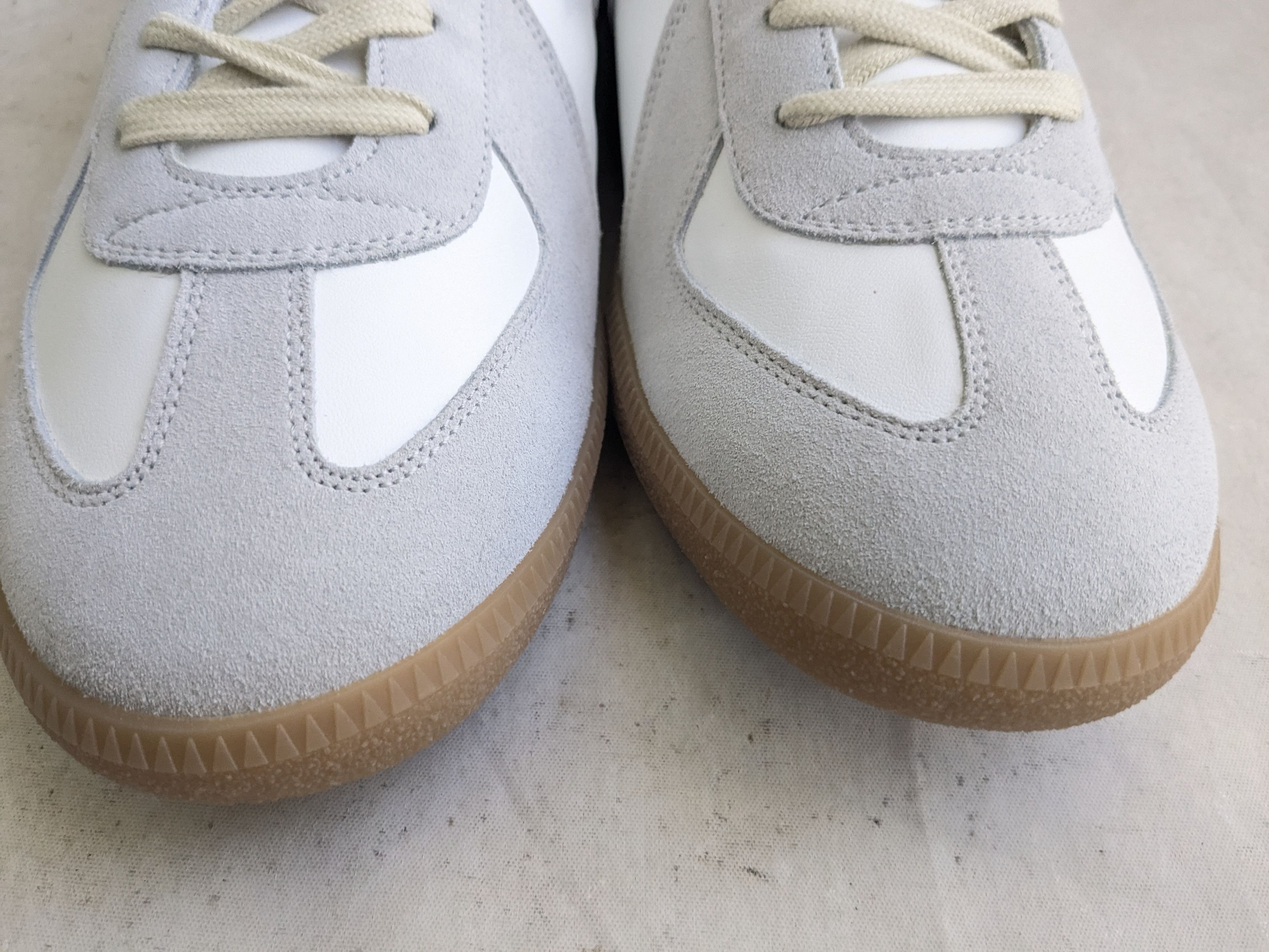 Maison Margiela Maison Margiela GAT Replica White Gray 16 49 Low Size US 15 / EU 48 - 3 Thumbnail