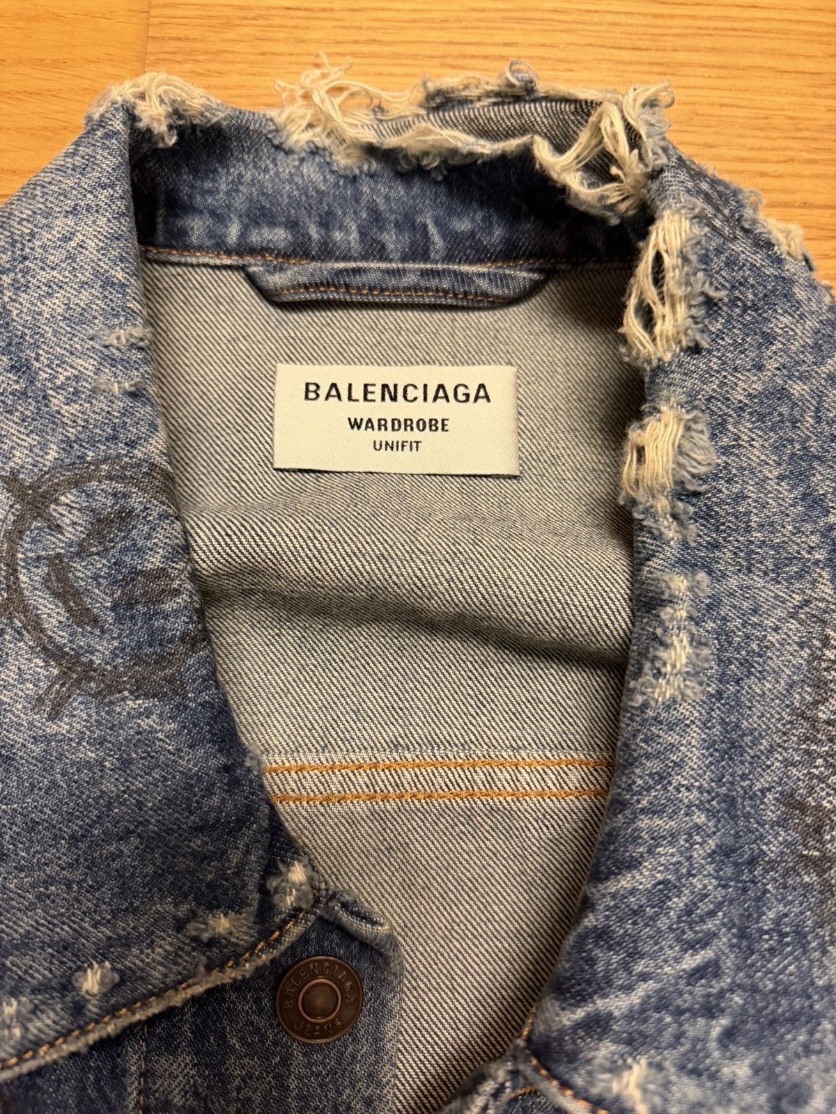 Balenciaga BALENCIAGA Scribble Oversized Denim Jacket Size US M / EU 48-50 / 2 - 3 Thumbnail