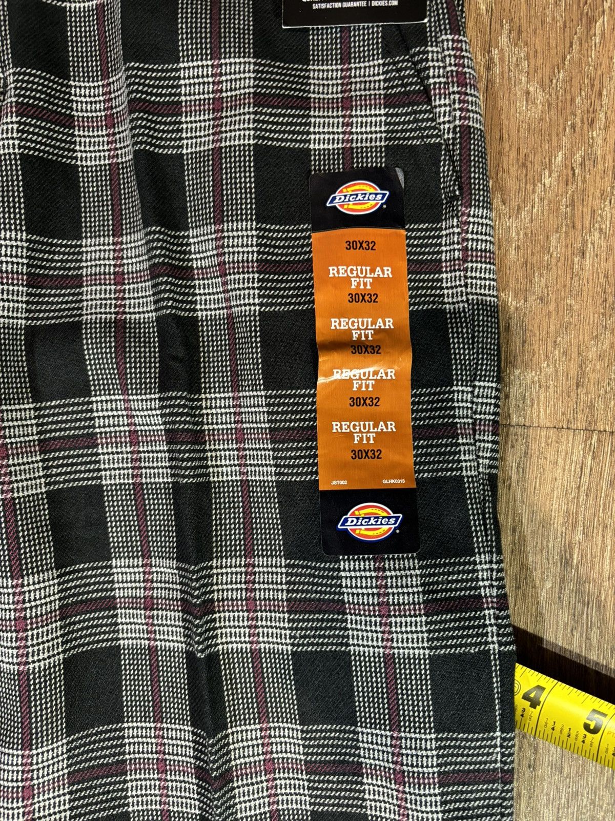 Dickies ***FINAL DROP***RARR BNWT DICKIES REGULAR FIT CHECKER 30x32 Size US 30 / EU 46 - 6 Thumbnail
