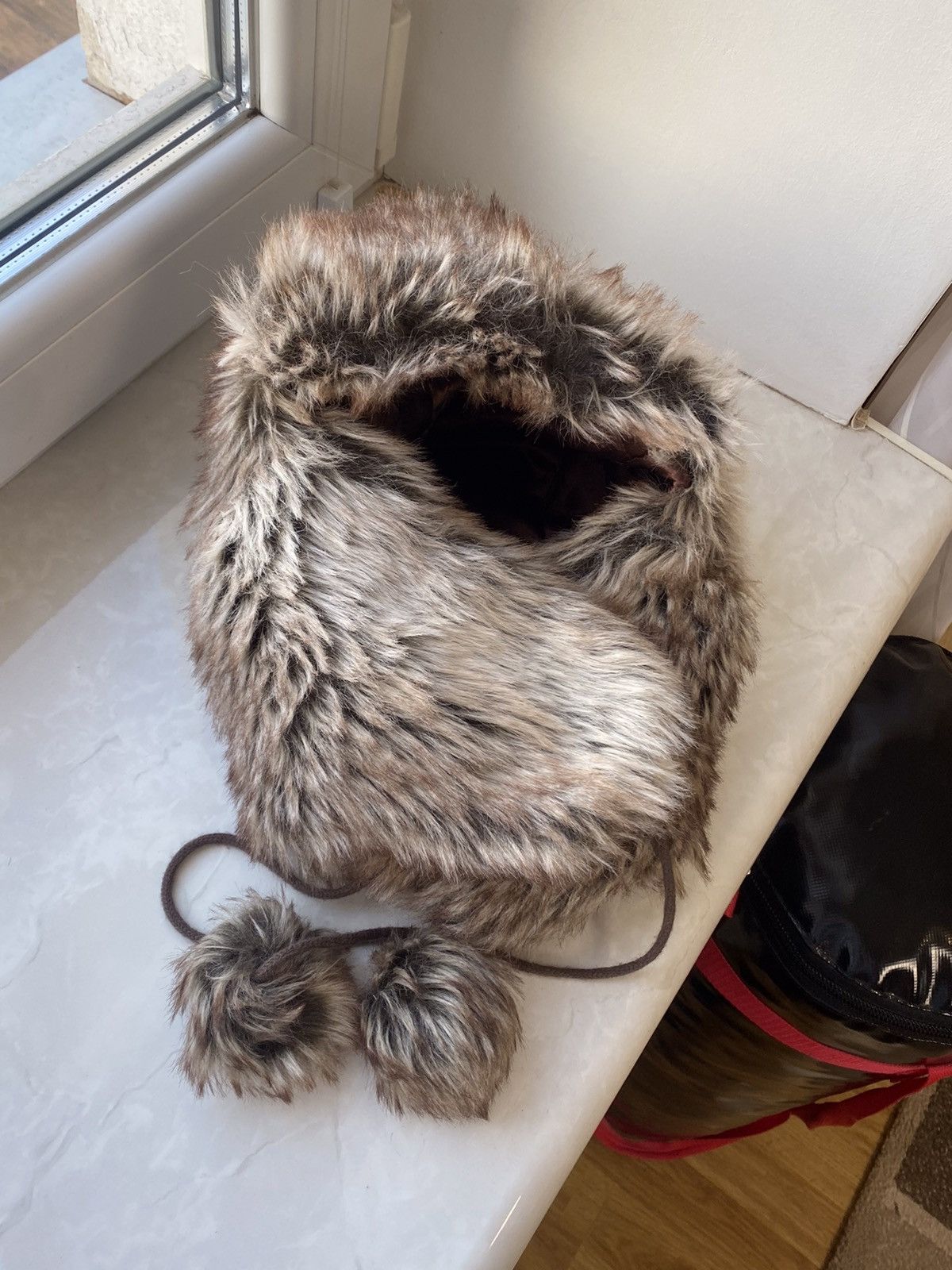 Vintage 🔥 Y2K Faux Fur Ushanka Vintage Fuzzy Warm Trapper Hat Size ONE SIZE - 7 Thumbnail