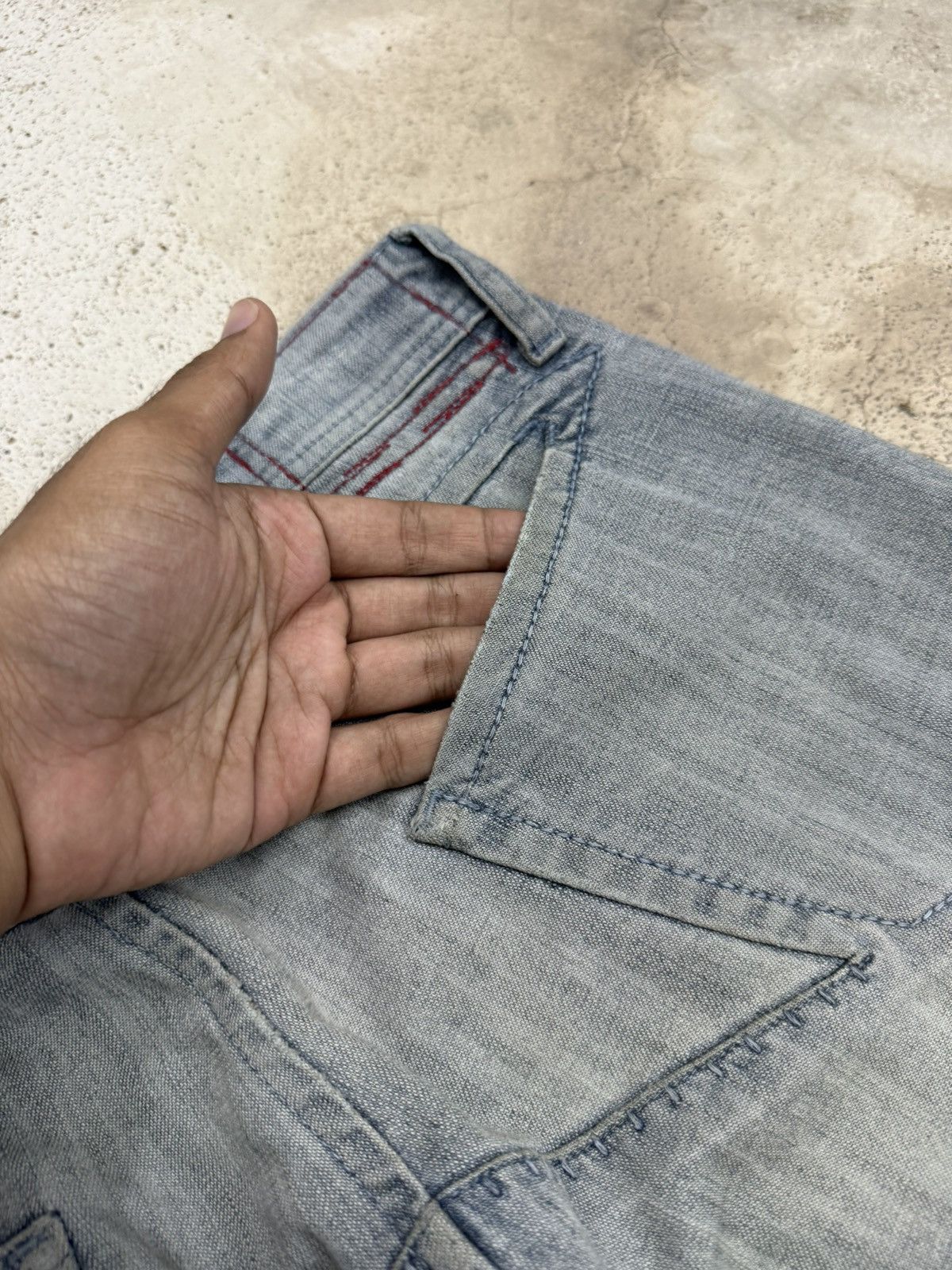 Marithe + Francois Girbaud Marithe Francois Girbaud Heavy Stitching Distressed Dirt Size US 30 / EU 46 - 17 Thumbnail