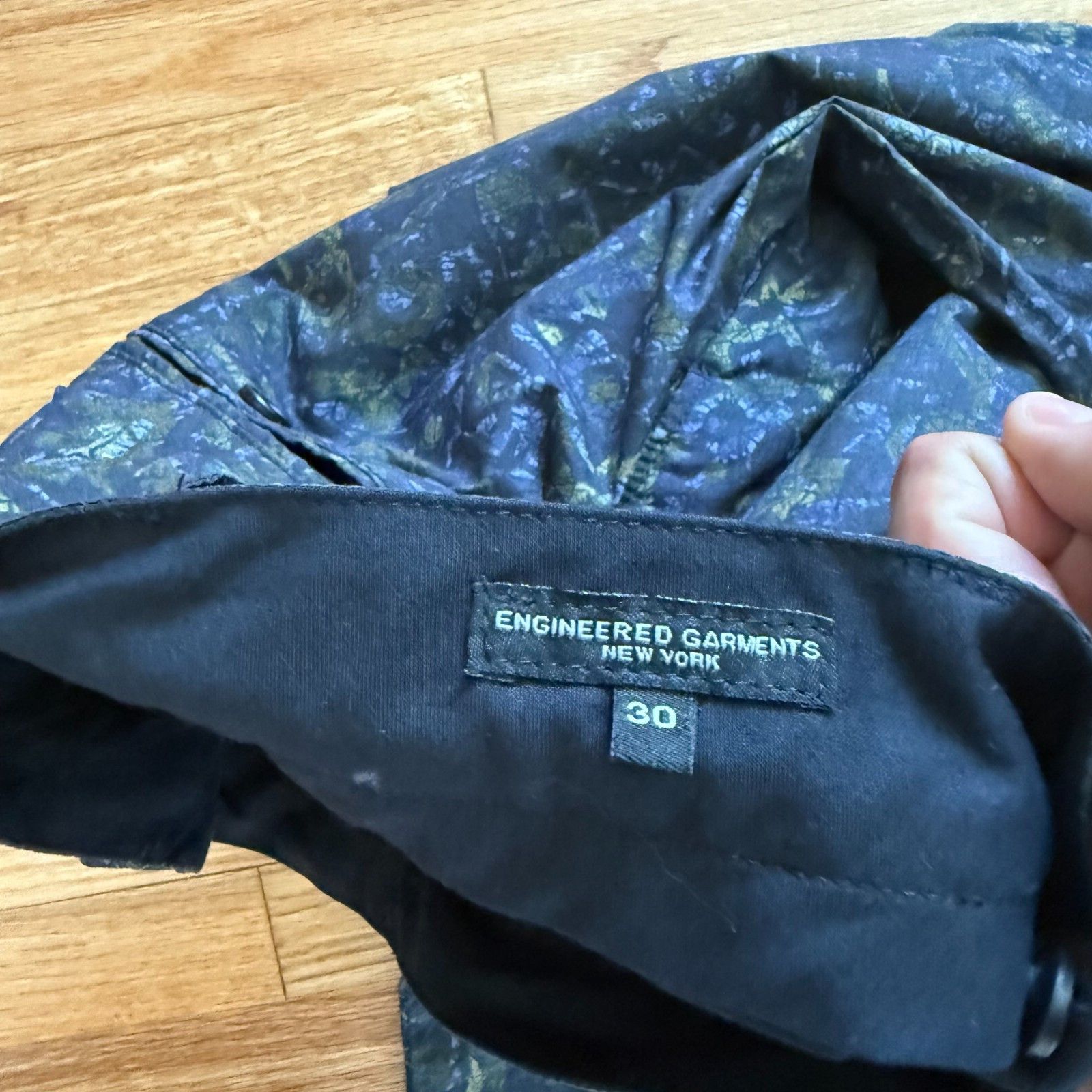 Engineered Garments Engineered Garments SS14 Batik Print Cinch Pants 30 Size US 30 / EU 46 - 12 Thumbnail
