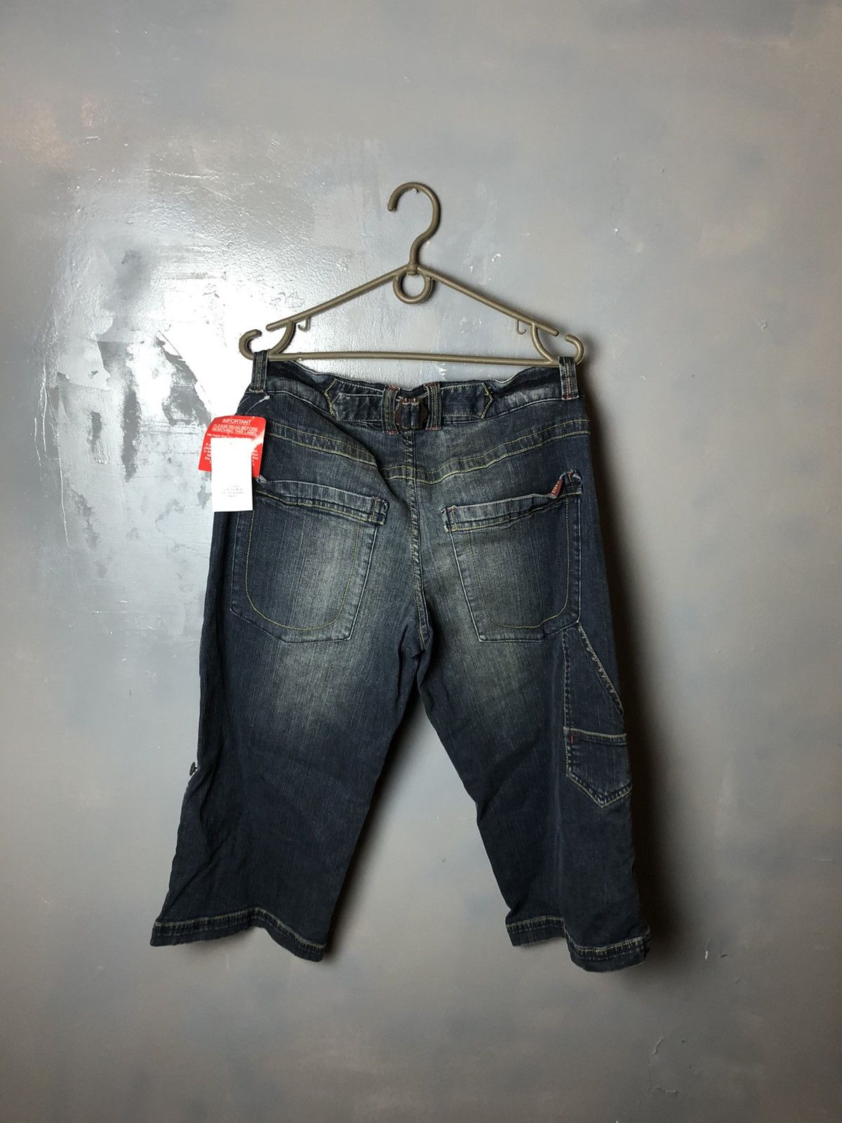 Vintage Vintage men’s jeans Oasis cargo Size US 36 / EU 52 - 6 Thumbnail