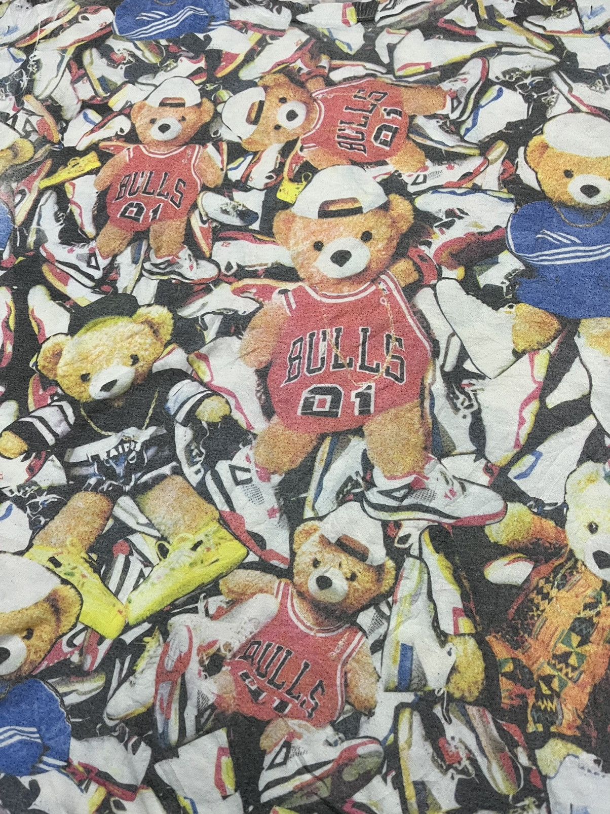 Japanese Brand × Vintage BULLS Overprint Rare Design Shirt Size US L / EU 52-54 / 3 - 4 Thumbnail