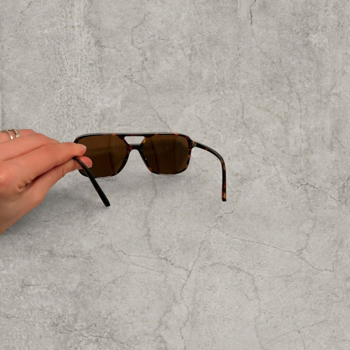 Japanese Brand Aviator sunglasses in brown tortoise shell frame. One size Size ONE SIZE - 4 Thumbnail