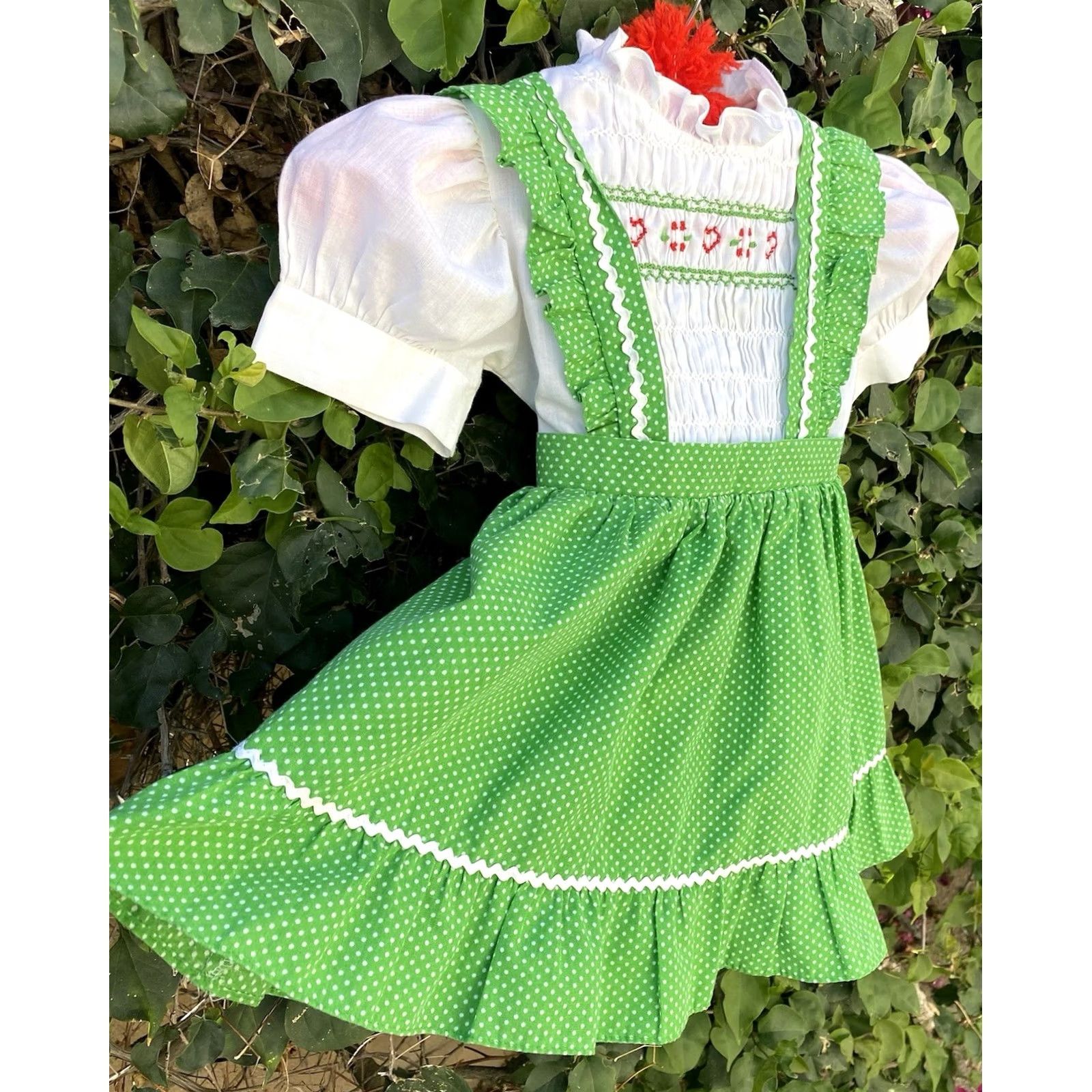 Vintage VINTAGE Polly Flinders Hand Smocked Dress Green Polka Dot Girls Size 4 70s 80s Size ONE SIZE - 3 Thumbnail