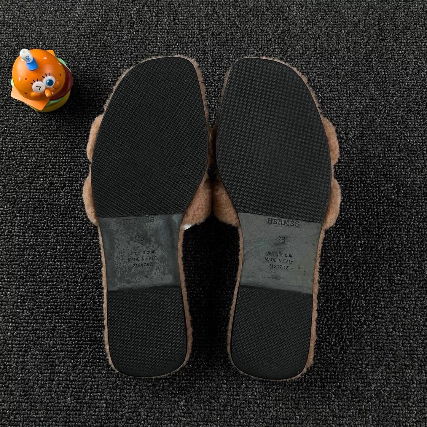 Hermes Hermes Teddy Slippers 38 Pink HB6391 Size US 7.5 / IT 37.5 - 6 Thumbnail