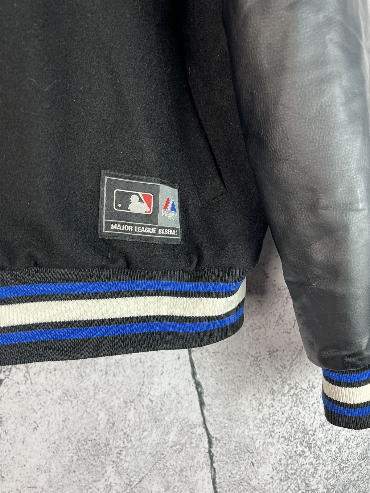 Majestic Vintage MLB New York Yankees Varsity Jacket eco leather Size US XXL / EU 58 / 5 - 4 Thumbnail