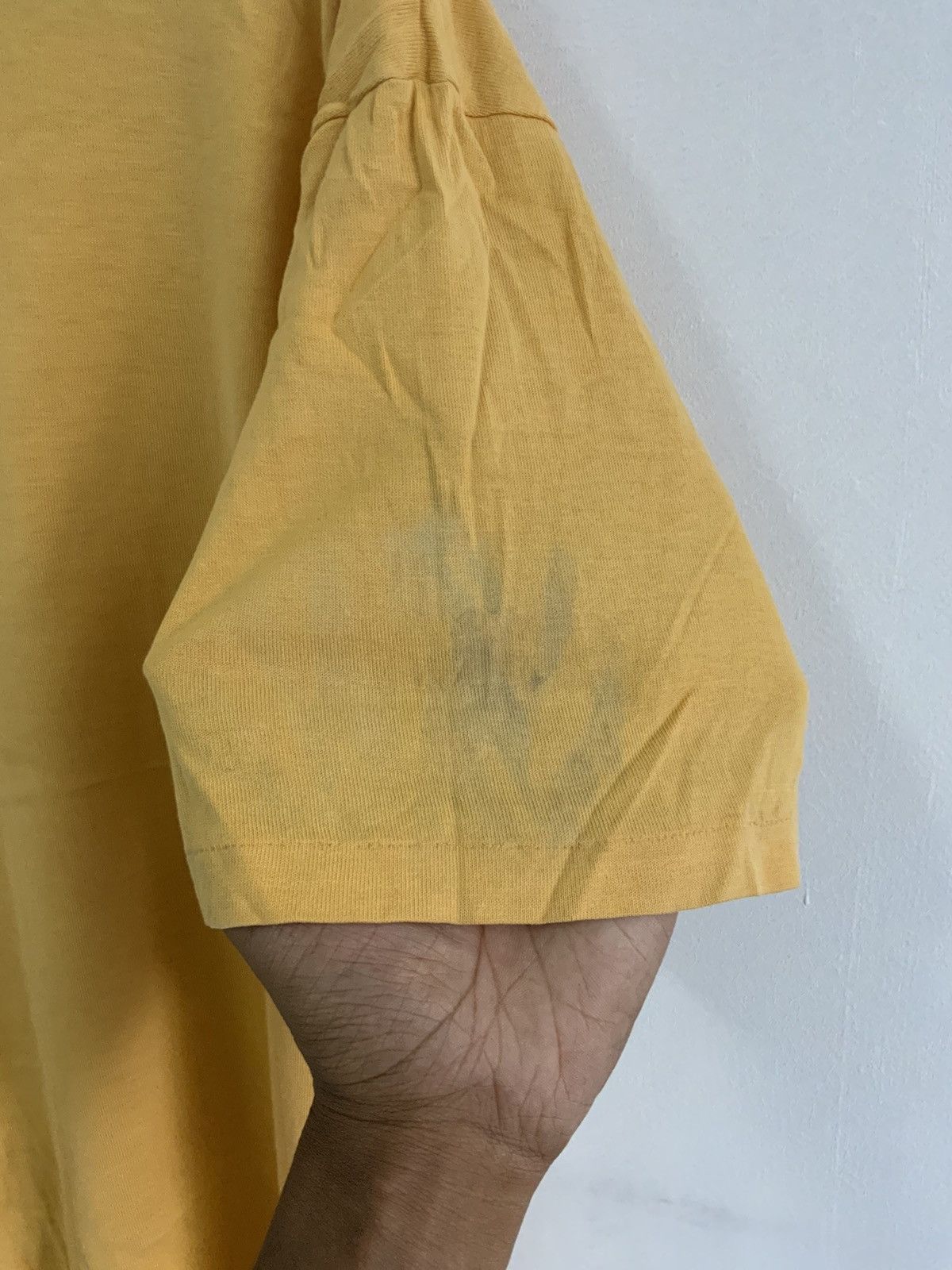 Karl Helmut Vintage Karl Helmut Tee Size US L / EU 52-54 / 3 - 9 Thumbnail
