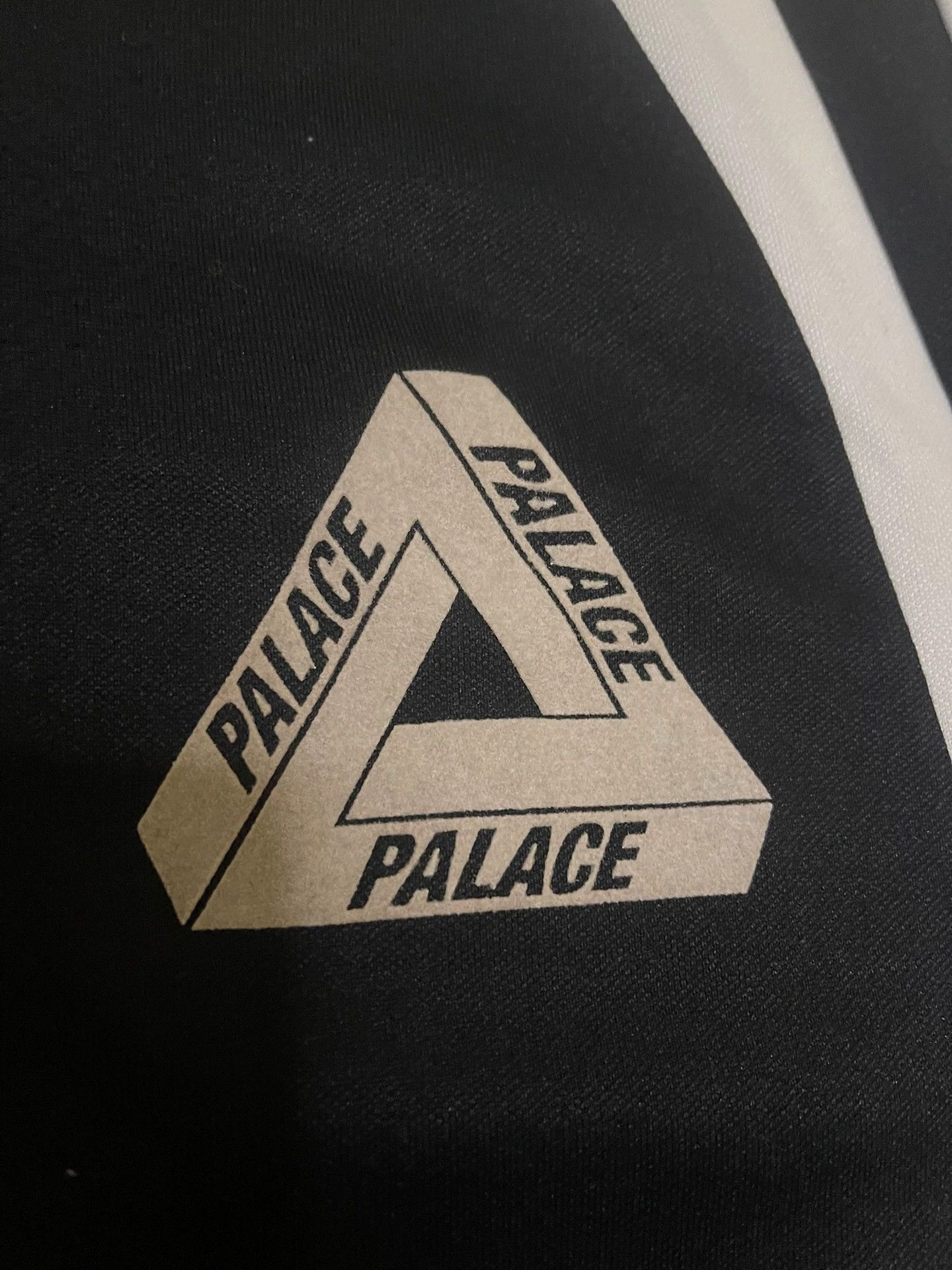 Palace Palace x Adidas Black White Panda Big Triangle Jersey M Size US M / EU 48-50 / 2 - 4 Thumbnail