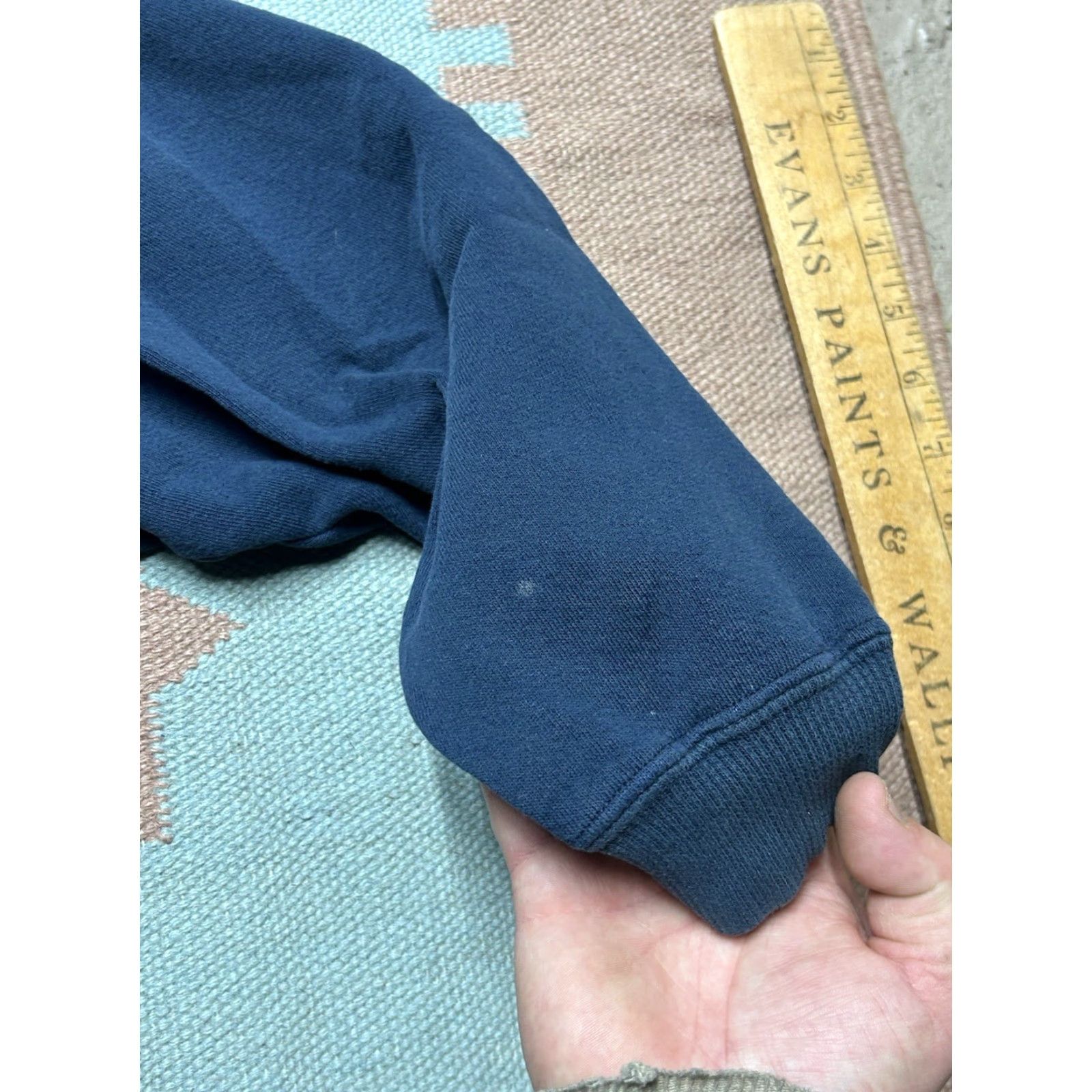 Guess VINTAGE 90s Guess Jeans Embroidered Heavy Cotton Boxy Crewneck Sweatshirt Men Large Blue Size US L / EU 52-54 / 3 - 3 Thumbnail