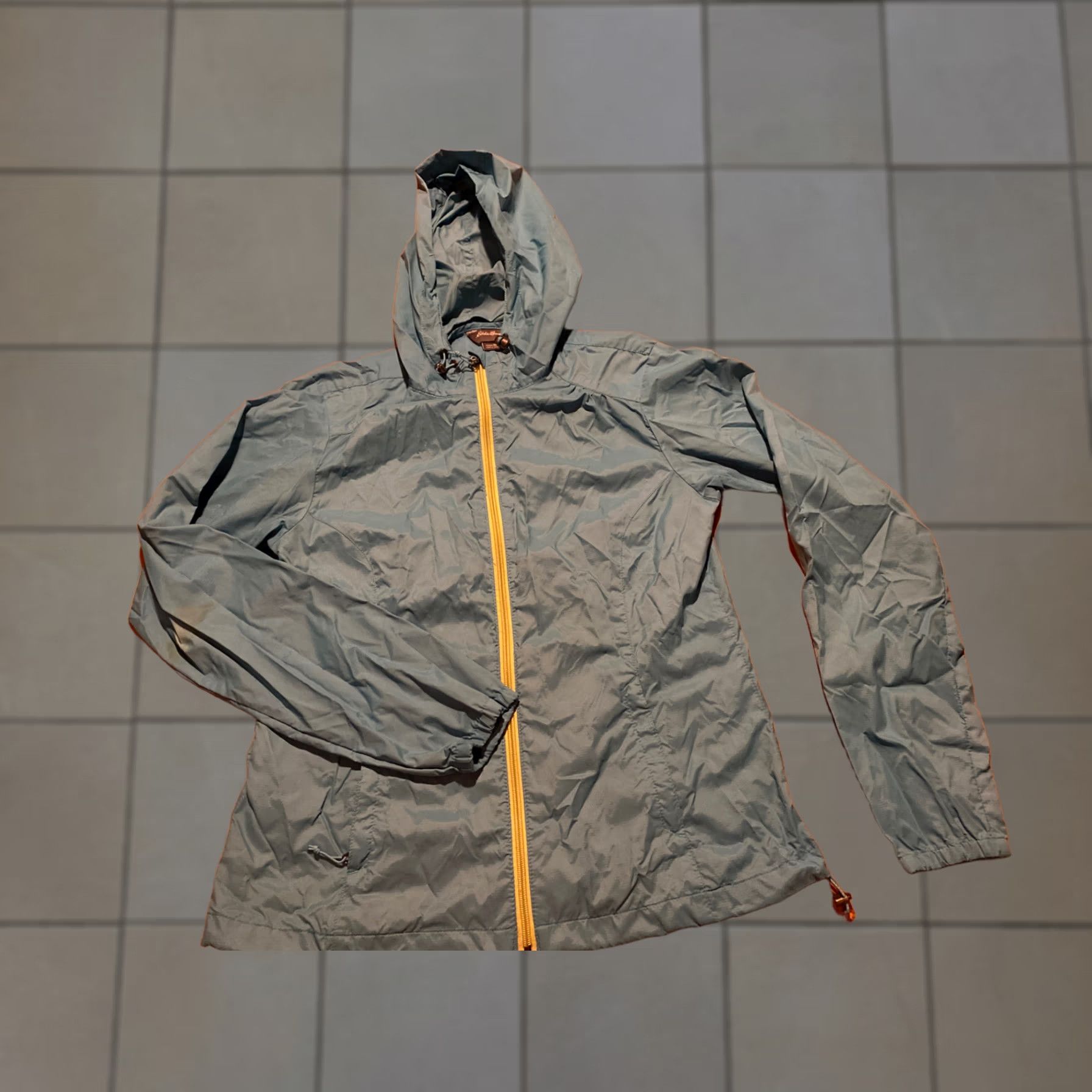 Eddie Bauer VINTAGE Eddie Bauer Windbreaker Rain Light Jacket Coat Hooded Zip Women’s XS Blue Size XS / US 0-2 / IT 36-38 - 1 Thumbnail