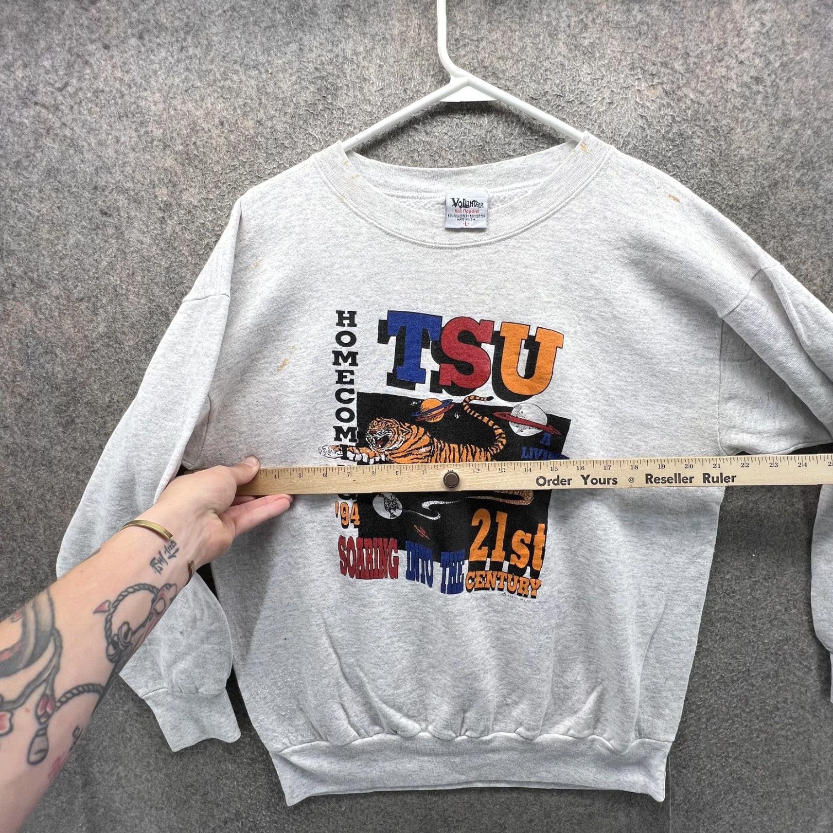 Vintage VINTAGE Volunteer Knit Apparel Sweatshirt Men L Gray TSU 90s Homecoming TSU Tiger Graphic Print Size US L / EU 52-54 / 3 - 4 Thumbnail
