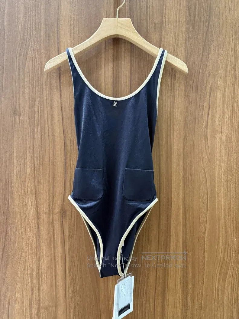Chanel Chanel 25M Coco Beach One-piece Swimsuit Size 42" / US 20 - 1 Thumbnail