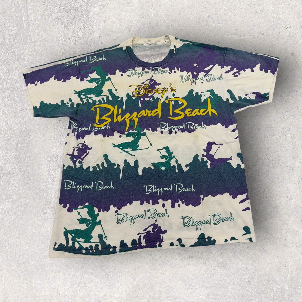 Disney × Vintage Vintage Blizzard Beach tee Size US XL / EU 56 / 4 - 1 Thumbnail
