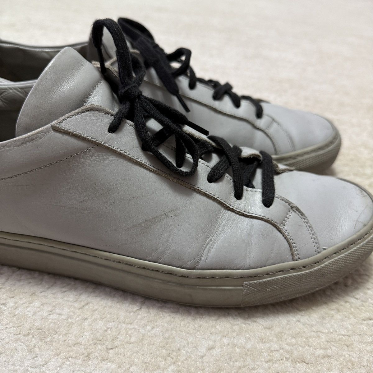 Common Projects Common Projects 1528 Achilles Low Top Grey Leather Sneakers Size US 12 / EU 45 - 8 Thumbnail