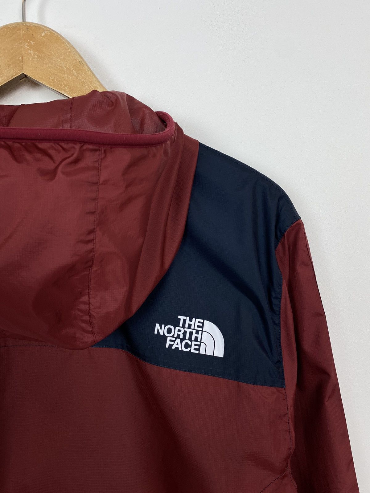 The North Face The North Face 1985 Mountain Jacket Long Sleeve Mens Size M Size US M / EU 48-50 / 2 - 17 Thumbnail