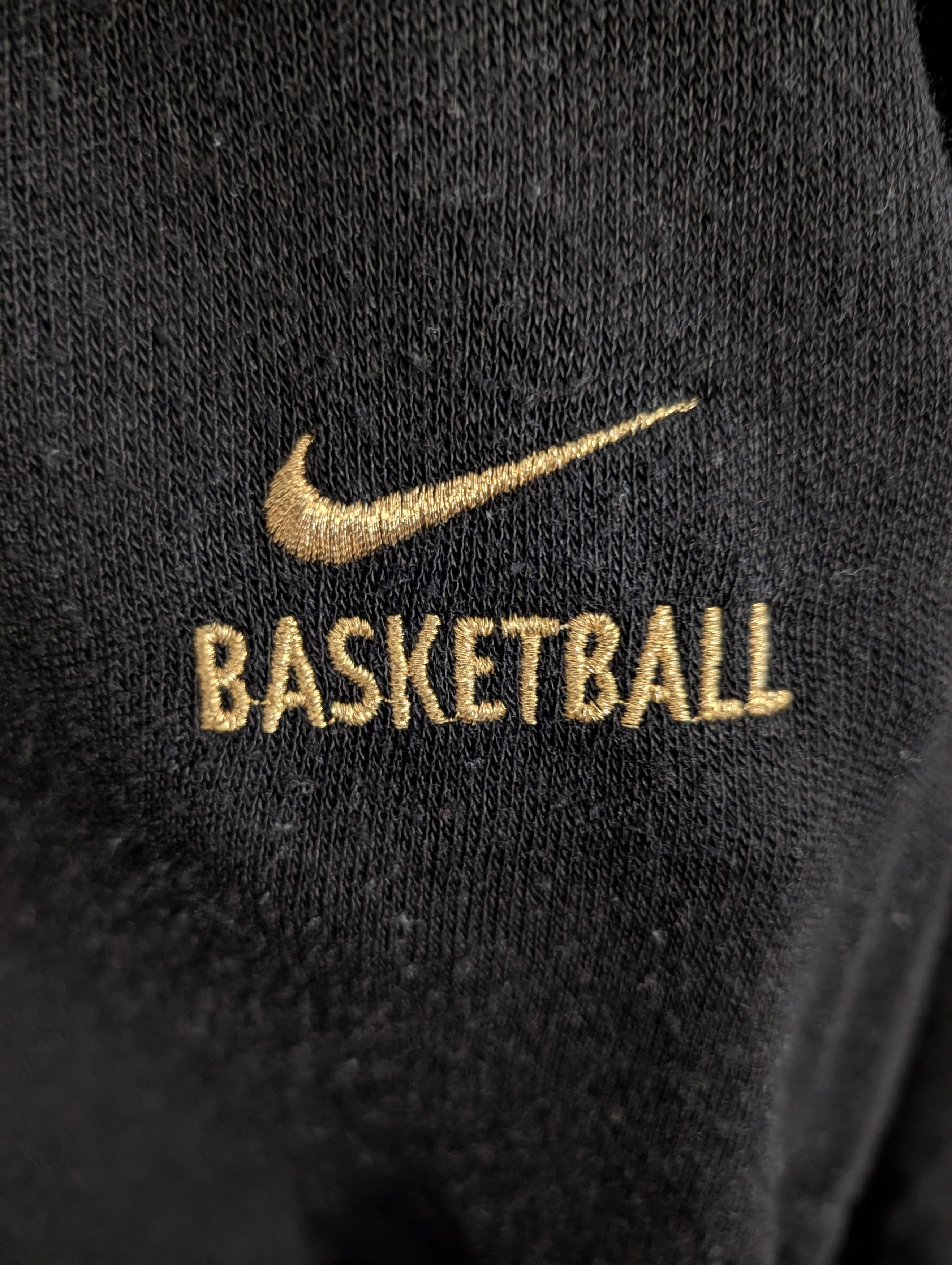 Nike RARE Vintage Nike Basketball MiUSA Black V-Neck Sweater XL Size US XL / EU 56 / 4 - 3 Thumbnail