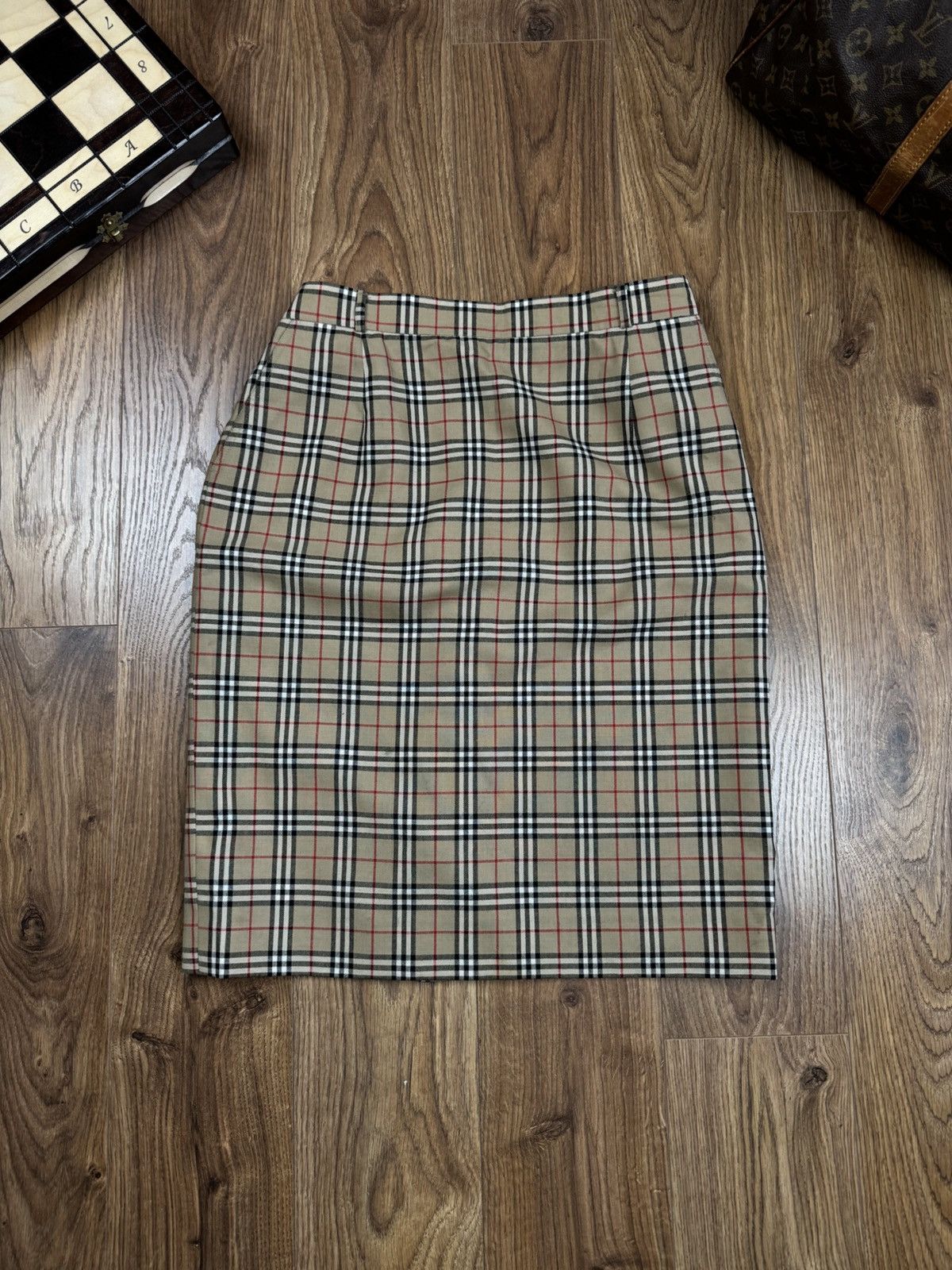 Burberry Vintage wool skirt Burberry Nova Check 90s original Size 32" / US 10 / IT 46 - 1 Thumbnail