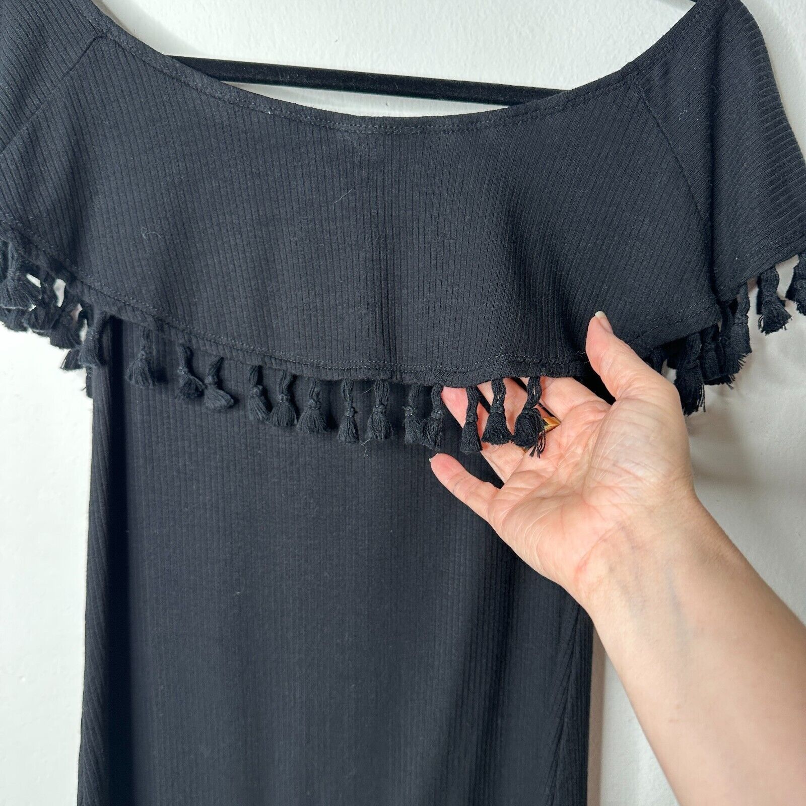 REVOLVE Revolve EastNWest Black Cabo Rib Tassel Off-Shoulder Mini S Size S / US 4 / IT 40 - 9 Thumbnail