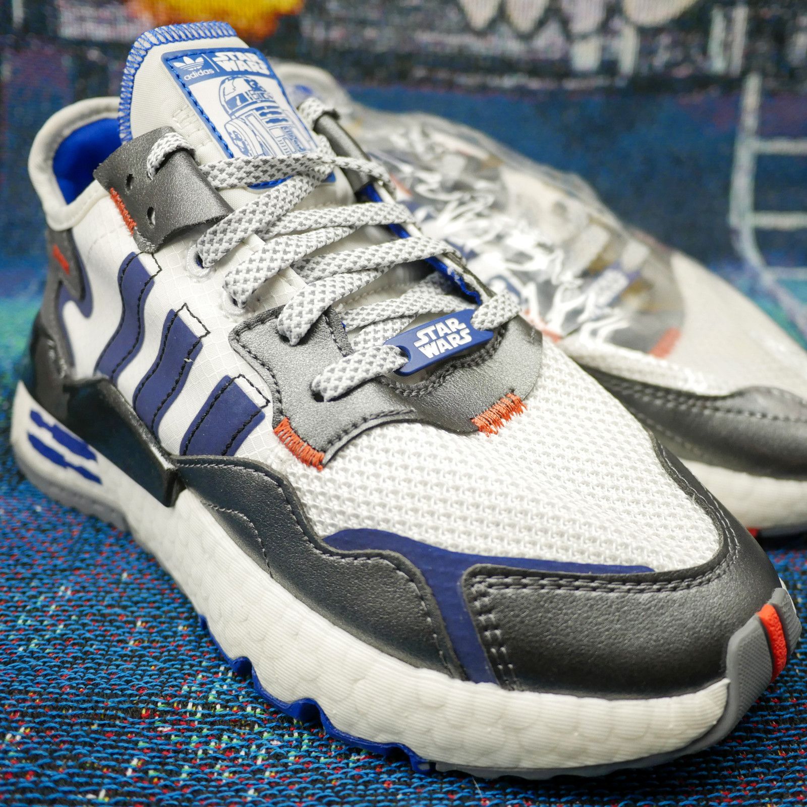 Adidas × Star Wars Adidas x Star Wars Nite Jogger 'R2D2' Size 4 Kids Size US 5.5 / IT 35.5 - 3 Thumbnail