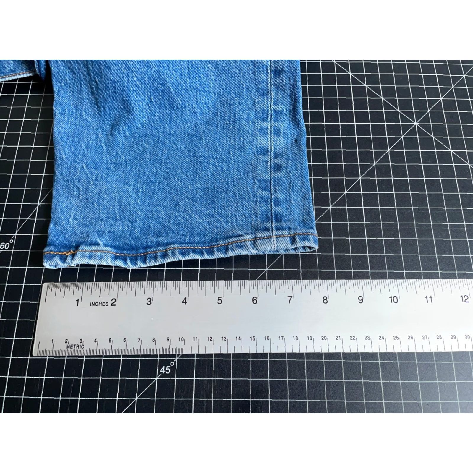Levi's VINTAGE Levi's Premium Wedgie Fit Straight Leg Jeans Women's 32 Blue Denim Big E Tab Jeans Women 32 Blue Denim 5-Pocket Classic Retro Hipster Ladies Size 24" / US 00 / IT 34 - 7 Thumbnail