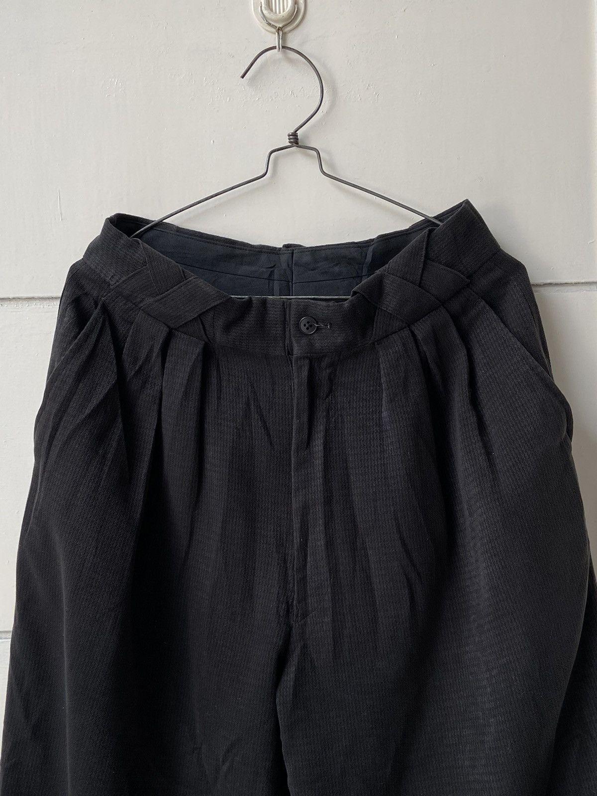 Designer × Japanese Brand × Yohji Yamamoto UN BELLABITO Long Pants Size US 26 / EU 42 - 2 Thumbnail