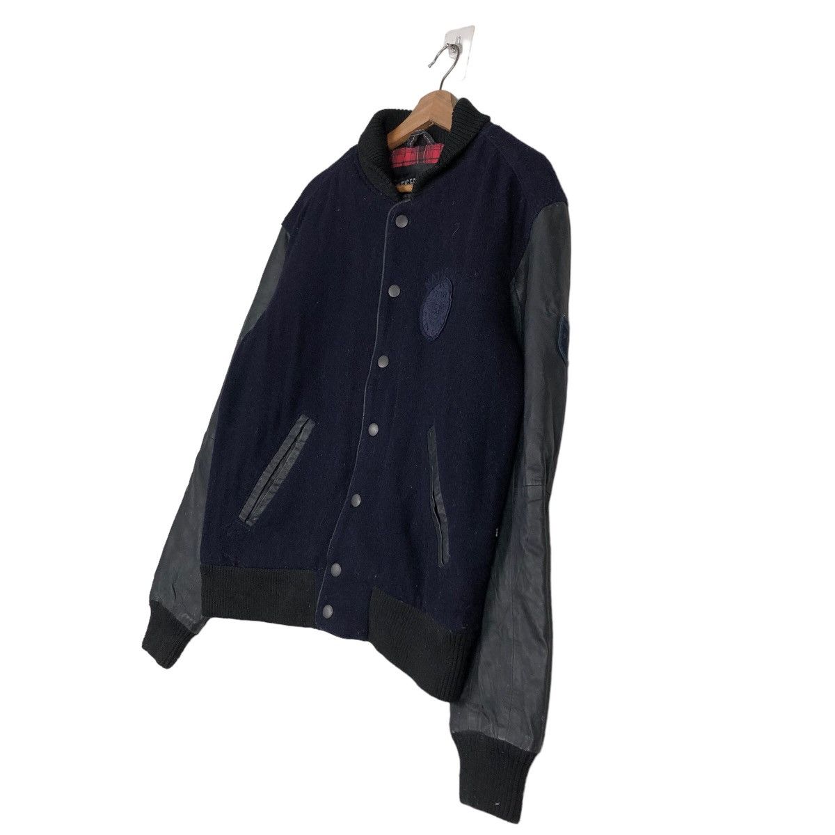 Japanese Brand Vintage Leather Jacket Fly Hilfiger Denim Big Logo SpellOut Size US L / EU 52-54 / 3 - 2 Thumbnail
